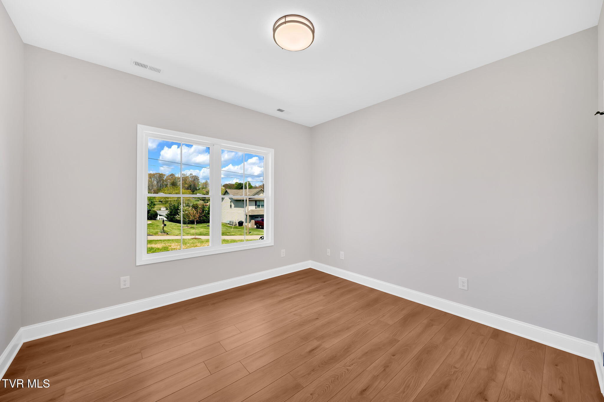 1111 Cherry Ridge Drive, Jonesborough, Tennessee image 18