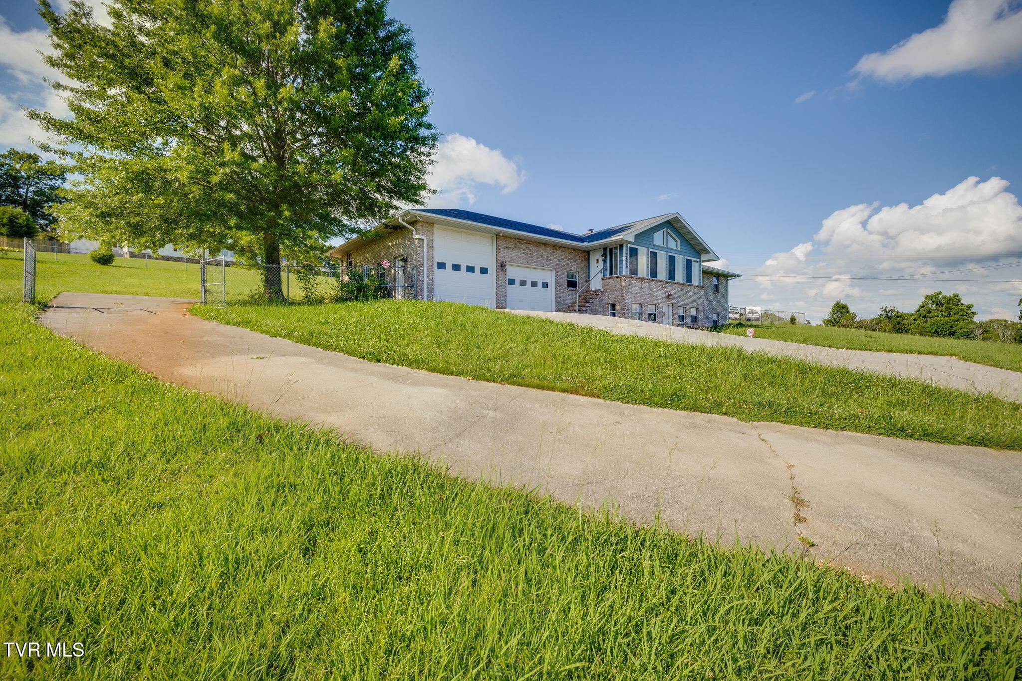 3808 Ford Drive, Kodak, Tennessee image 2