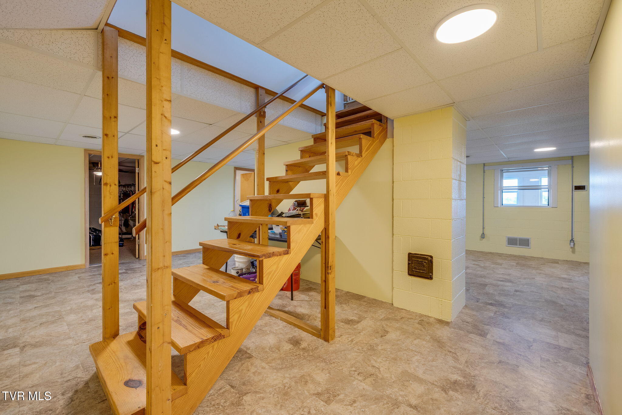 3808 Ford Drive, Kodak, Tennessee image 32