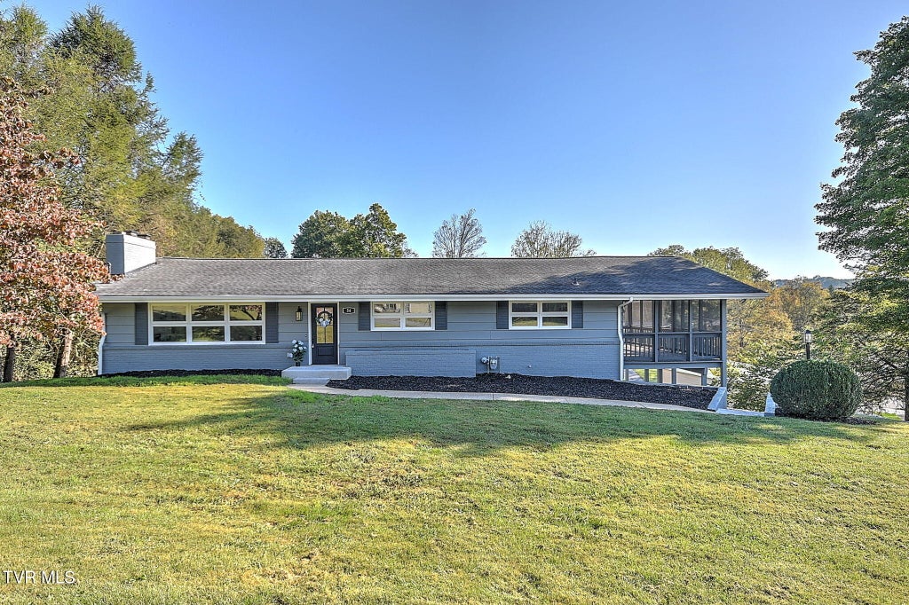 Photo of 54 Crown Circle, Bristol, TN 37620 (MLS # 10001911)