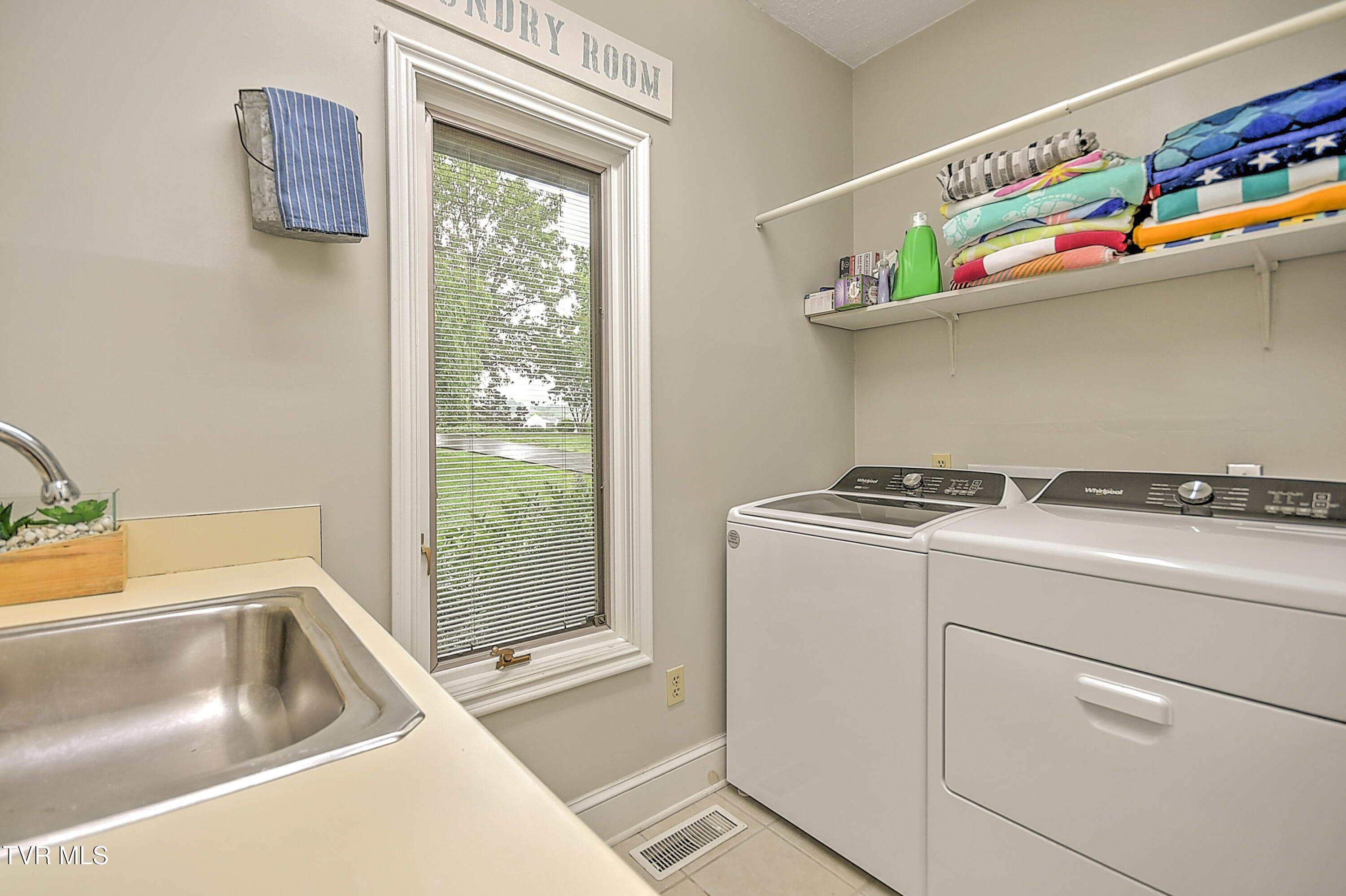 312 Charlie Avenue, Piney Flats, Tennessee image 38