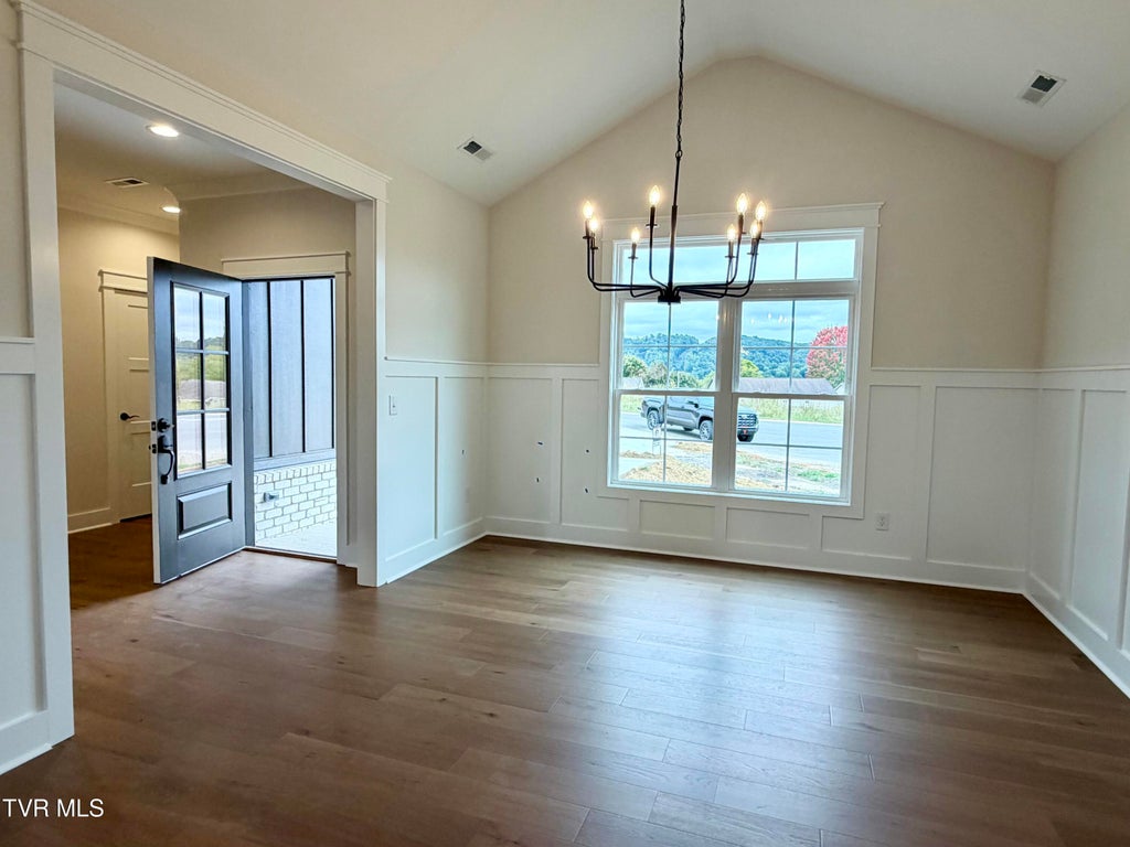 Photo of 138 Glaze Farm Way, Johnson City, TN 37601 (MLS # 10001727)