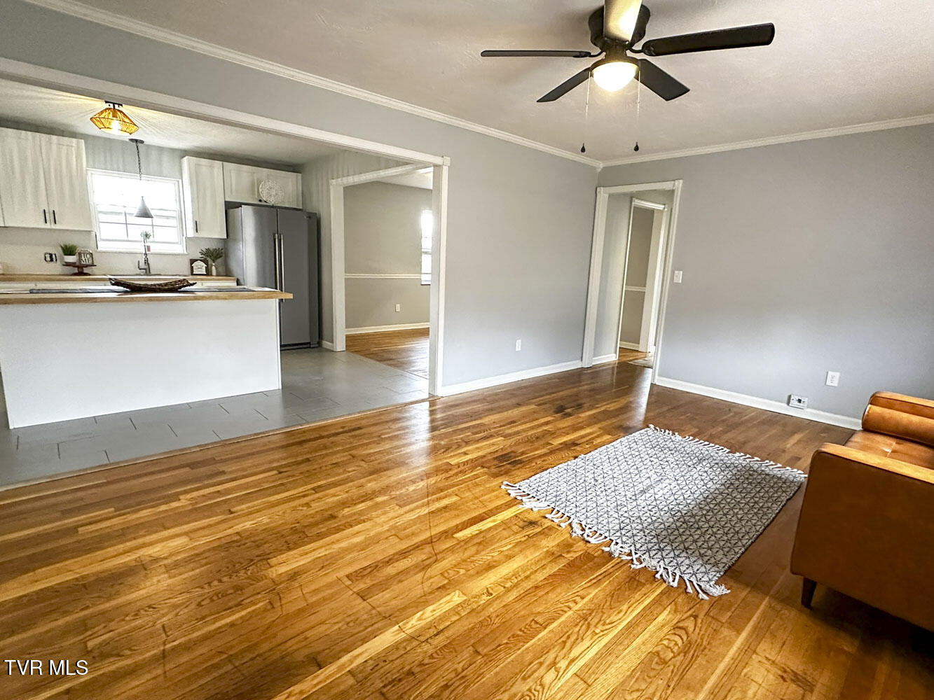 1039 Crest Drive, Jefferson City, Tennessee image 9