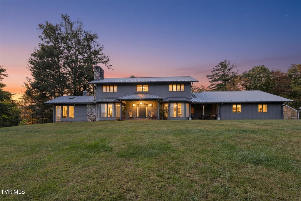 Photo of 120 Scott Lane, Elizabethton, TN 37643 (MLS # 9987238)