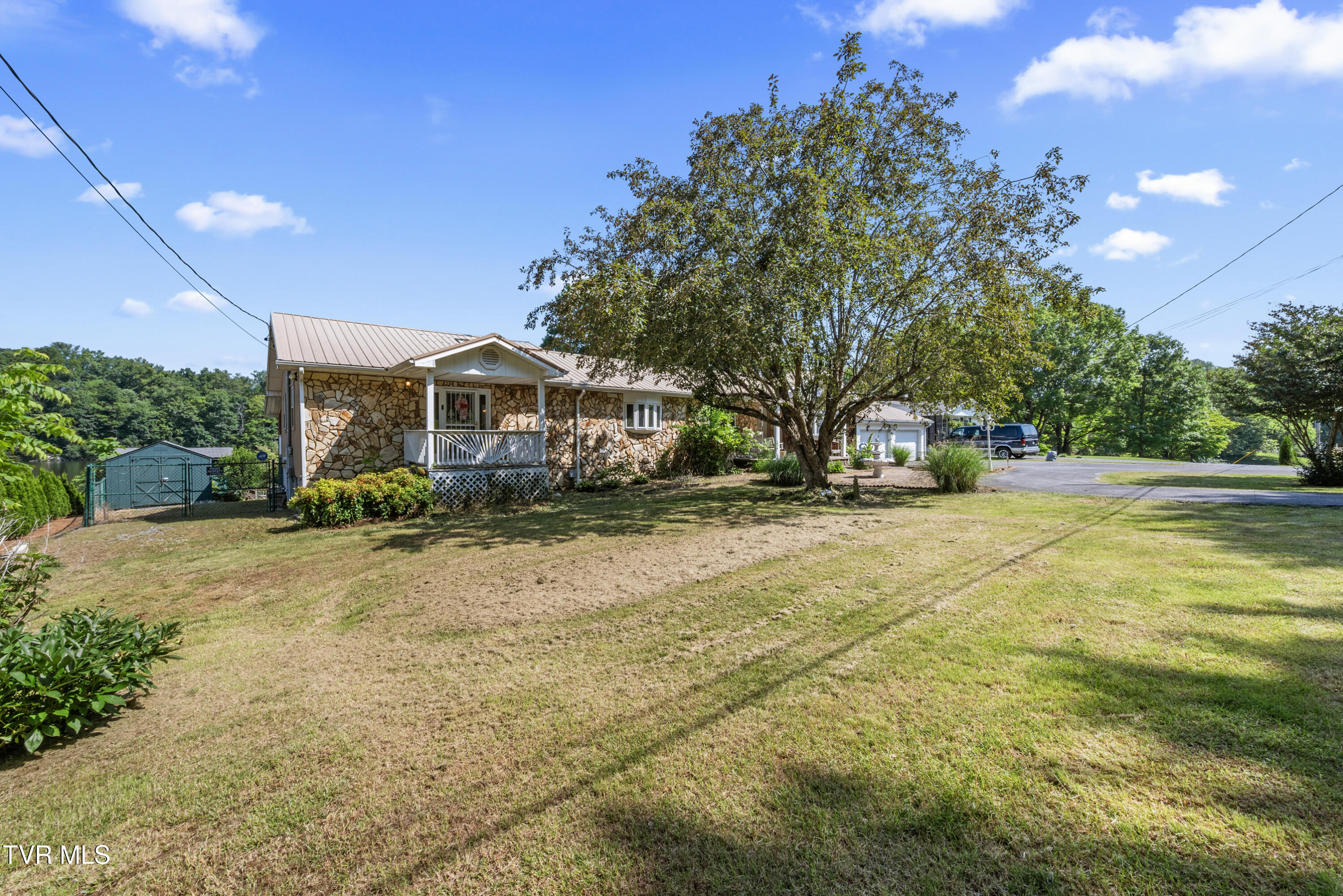 412 Baywood Drive, Piney Flats, Tennessee image 38