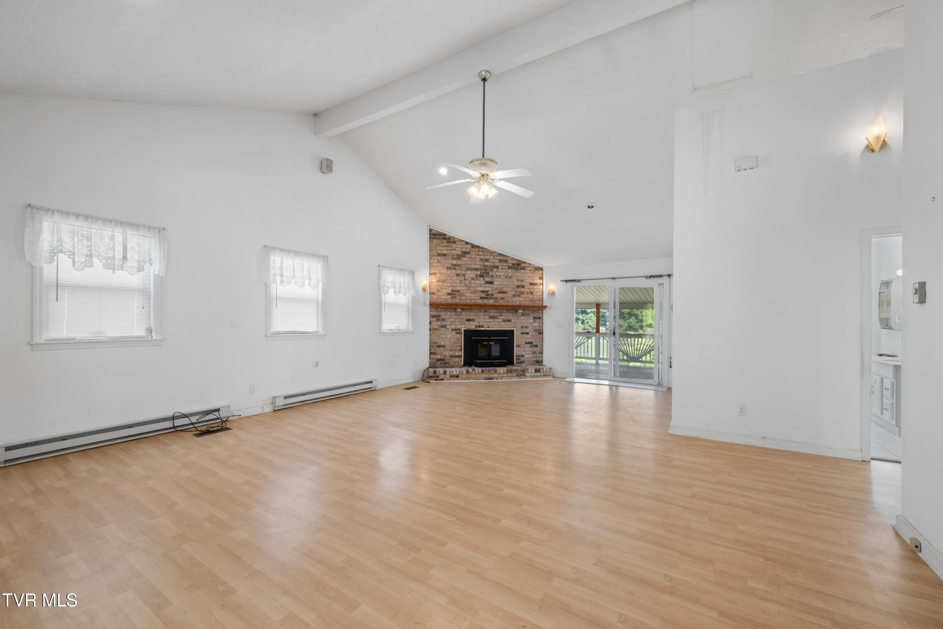 412 Baywood Drive, Piney Flats, Tennessee image 14