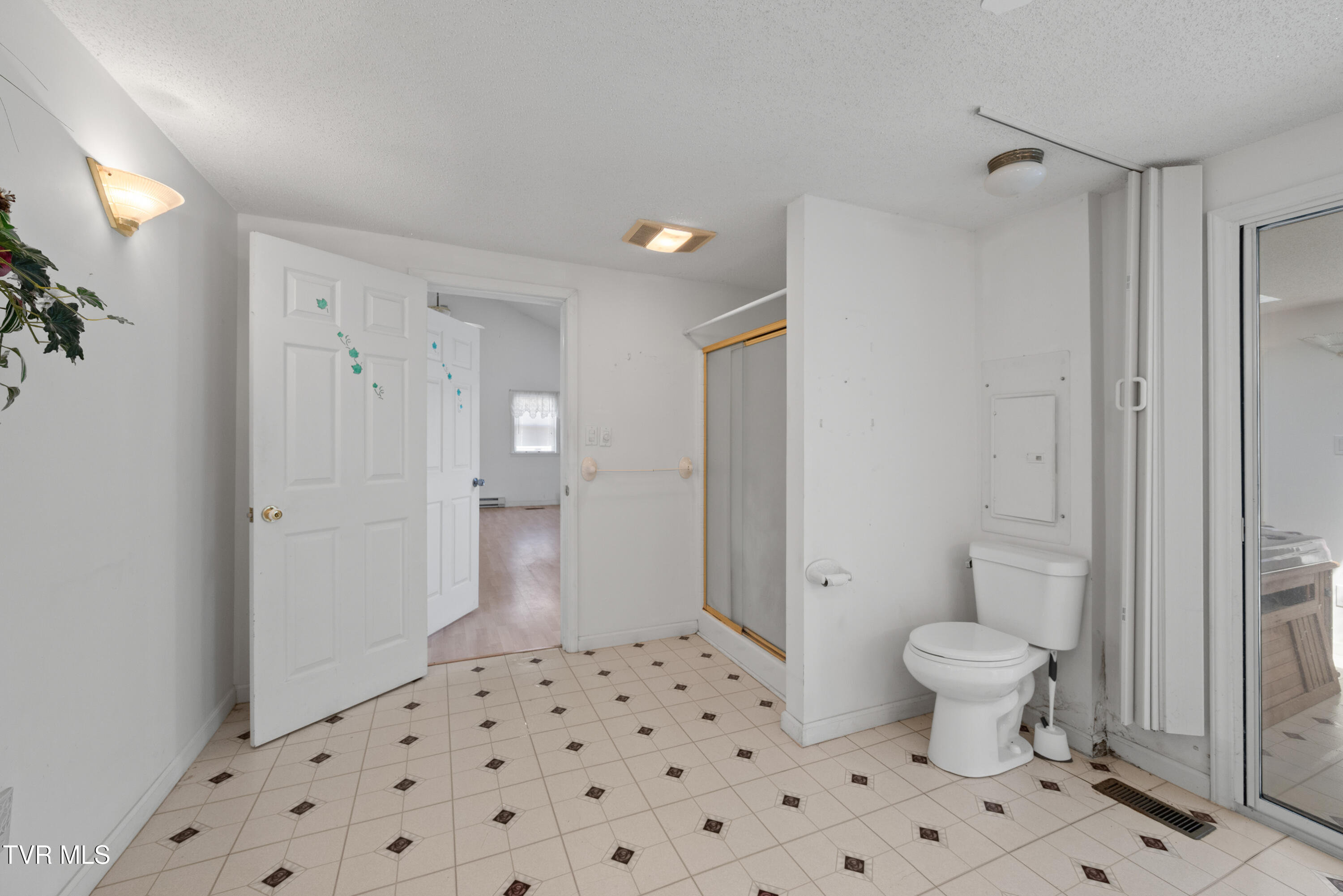 412 Baywood Drive, Piney Flats, Tennessee image 20
