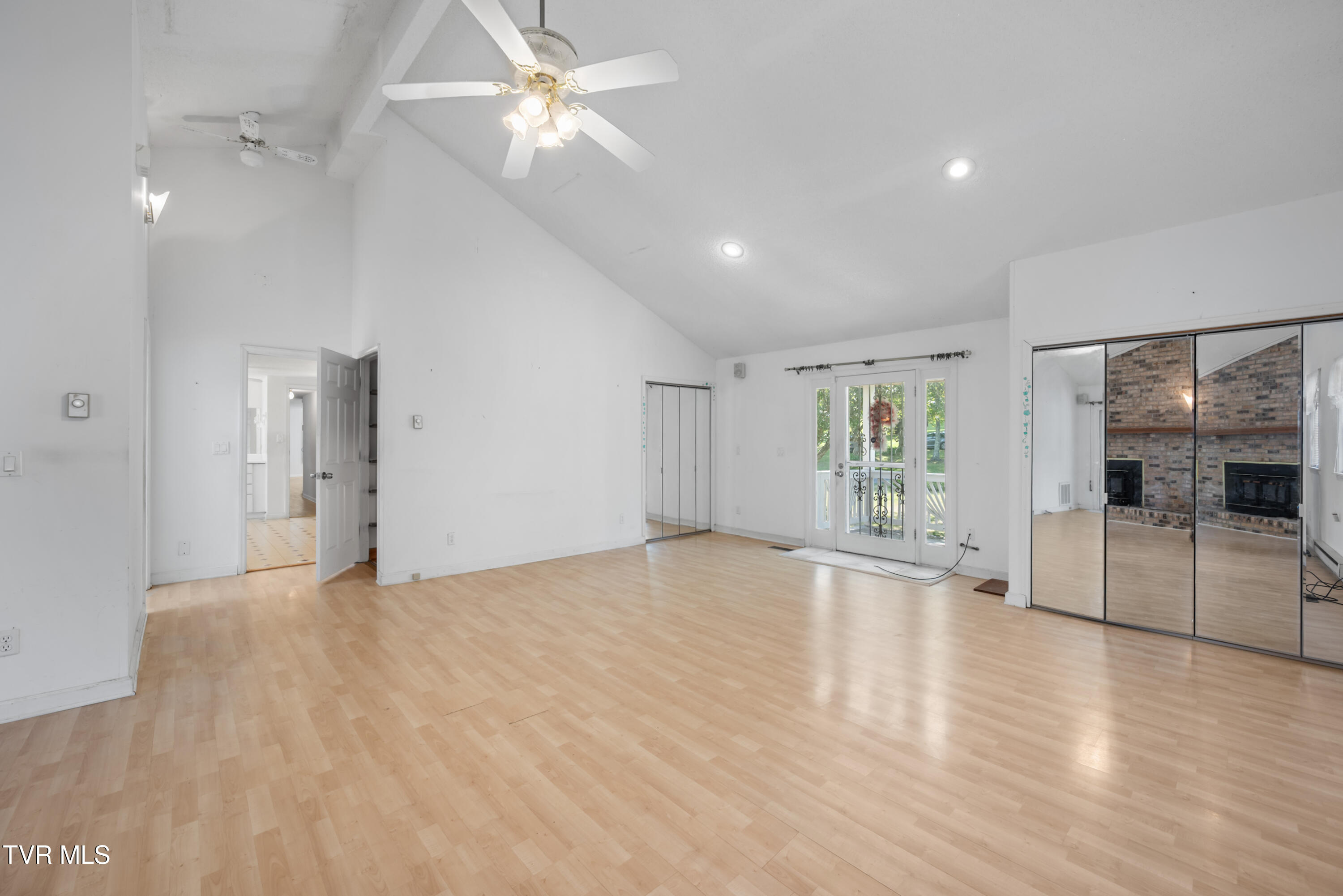 412 Baywood Drive, Piney Flats, Tennessee image 16