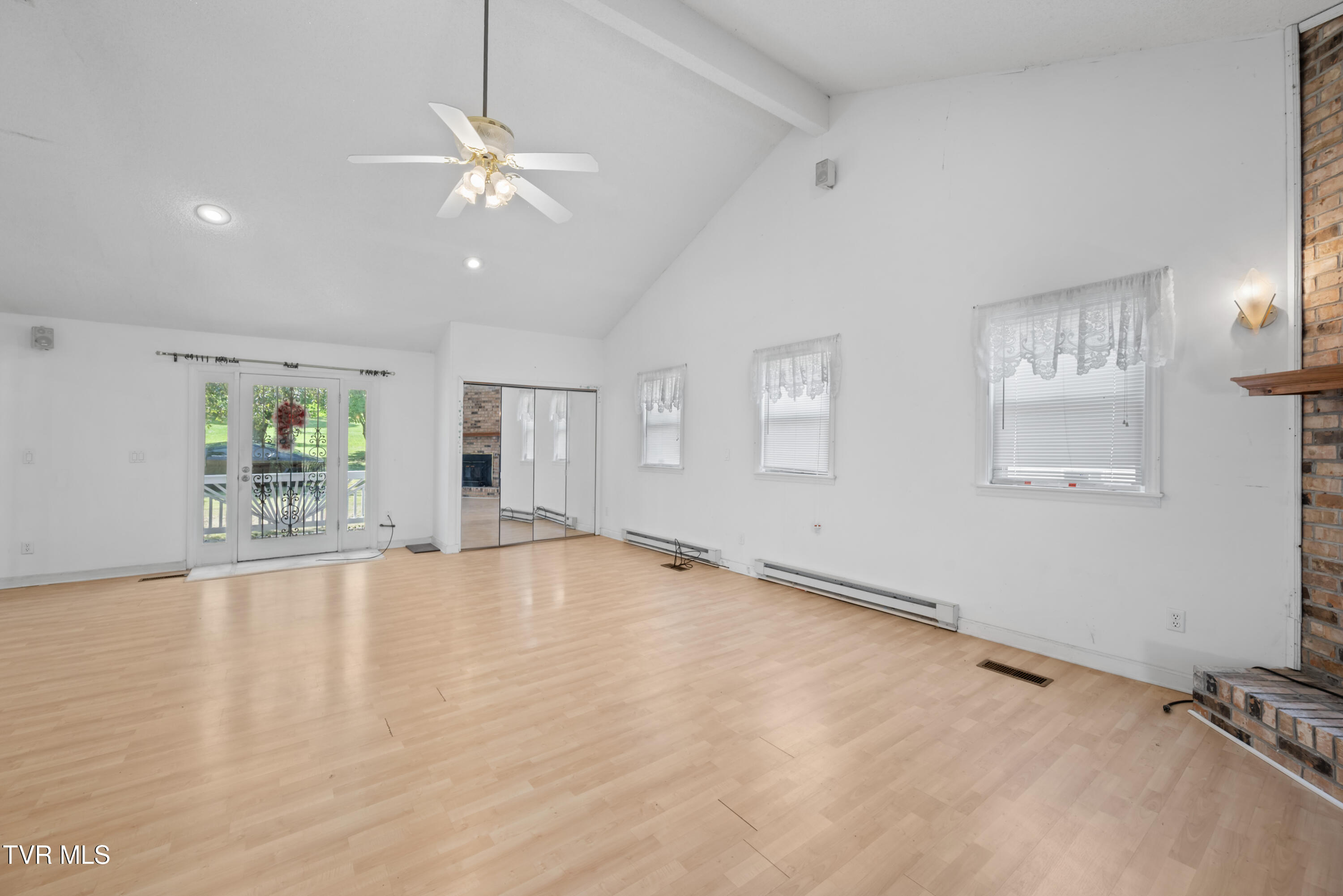 412 Baywood Drive, Piney Flats, Tennessee image 15