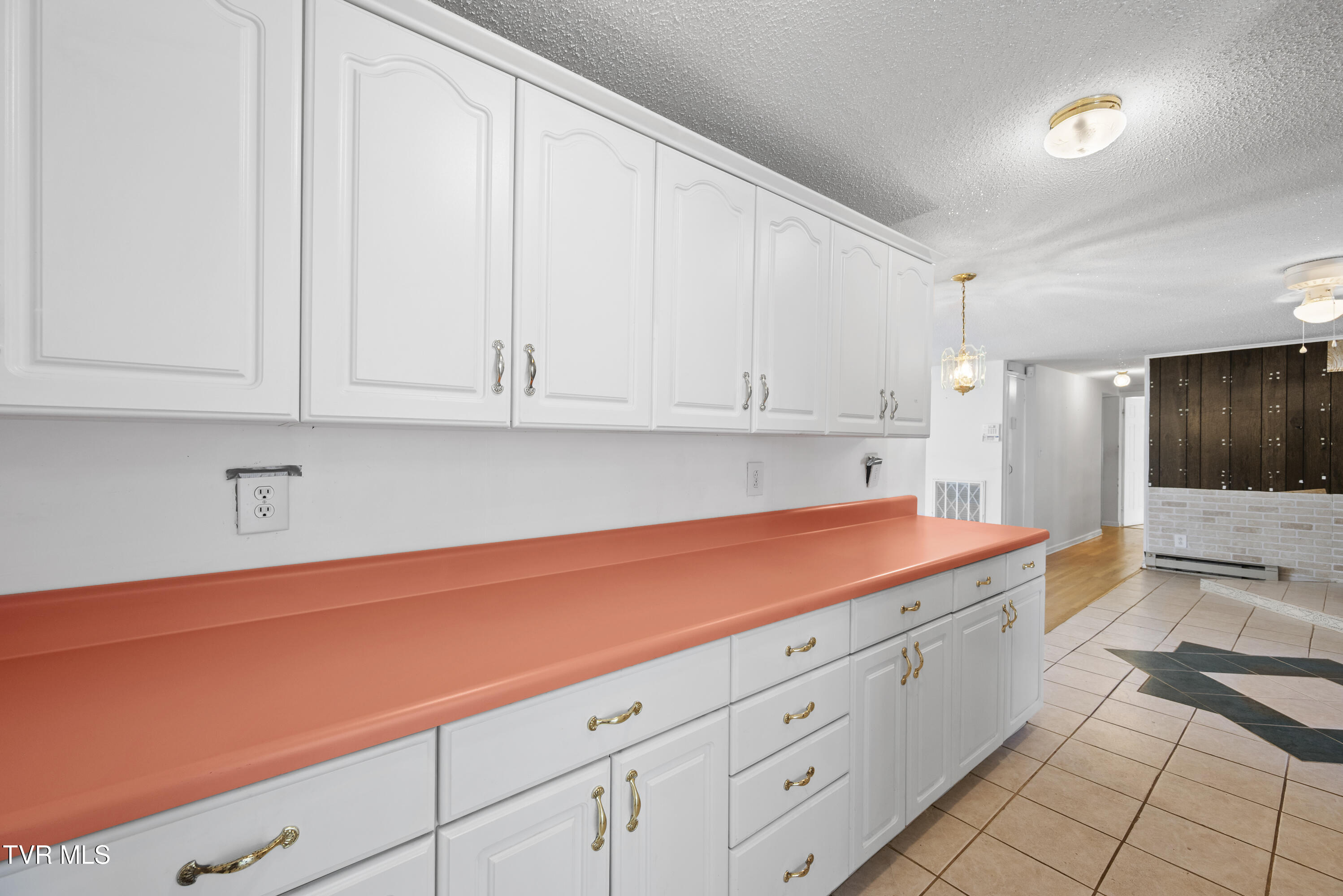 412 Baywood Drive, Piney Flats, Tennessee image 12