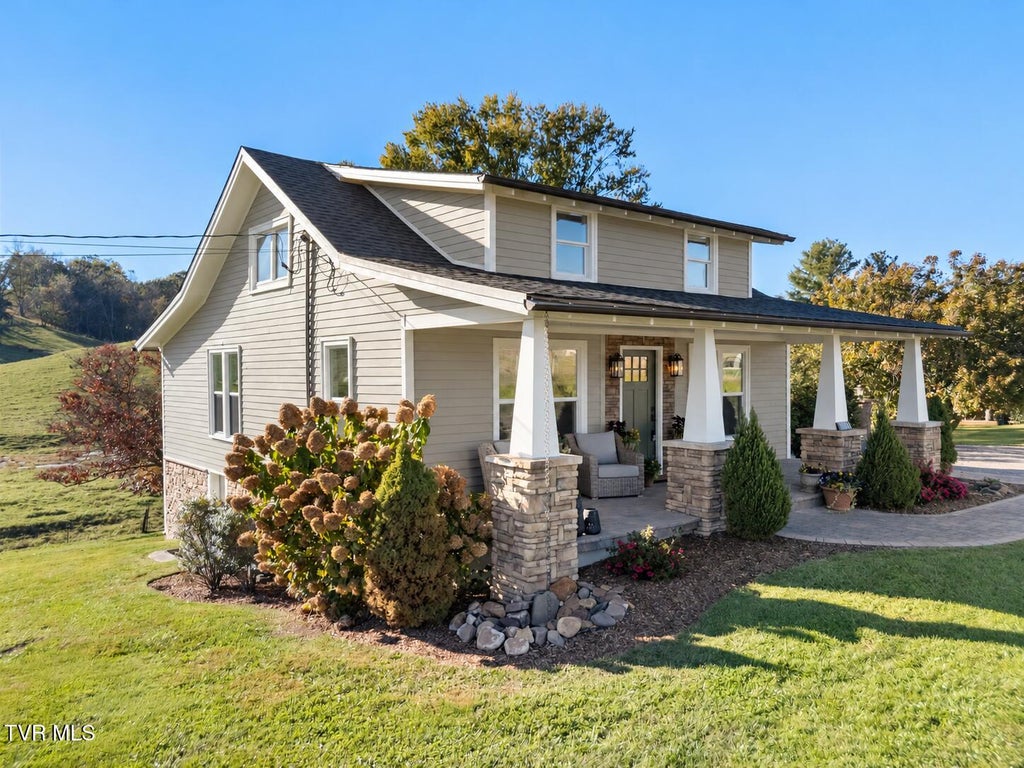 Photo of 15218 Whites Mill Road, Abingdon, VA 24210 (MLS # 10002530)