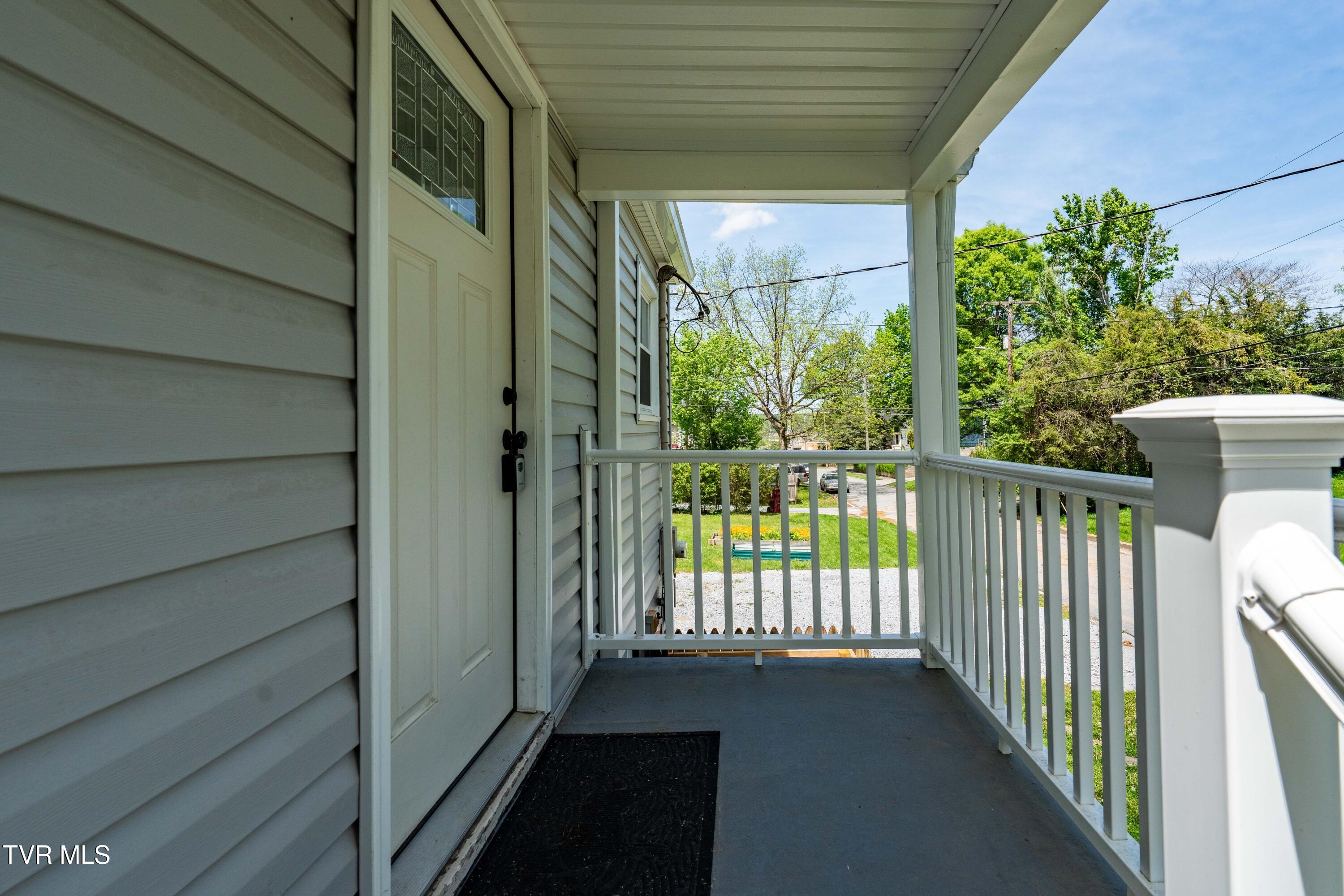 400 Poplar Street, Johnson City, Tennessee image 17