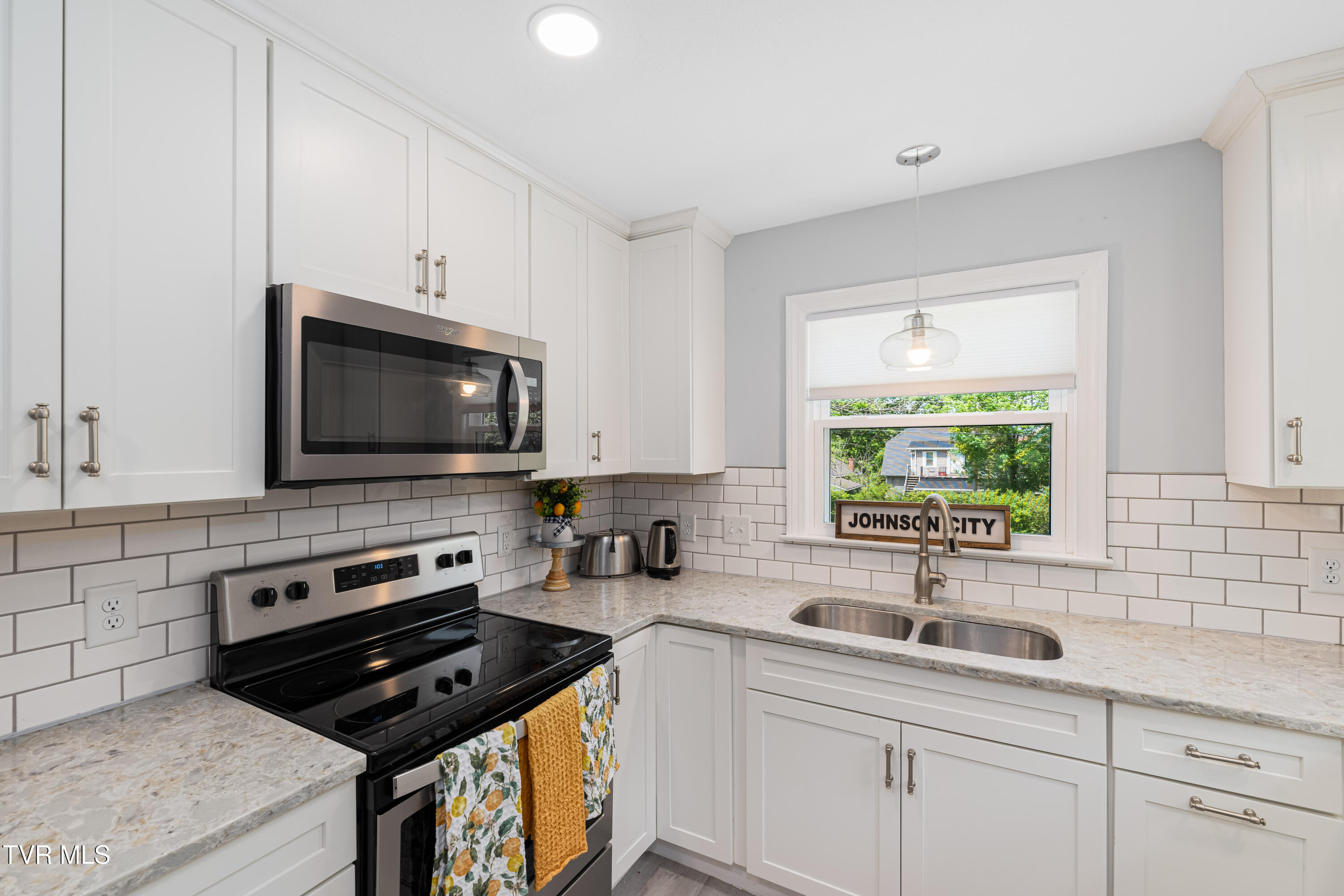 400 Poplar Street, Johnson City, Tennessee image 3