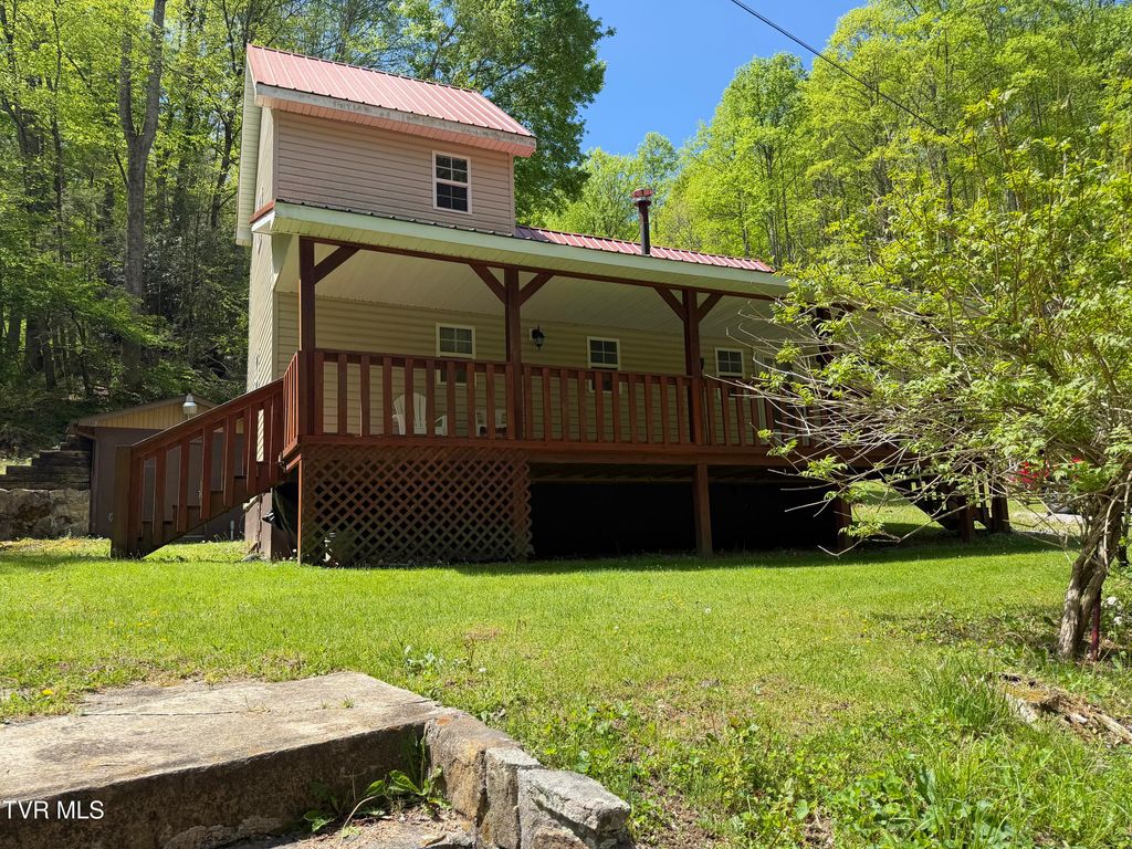 Photo of 372 Ingram Branch Road, Roan Mountain, TN 37687 (MLS # 9996151)