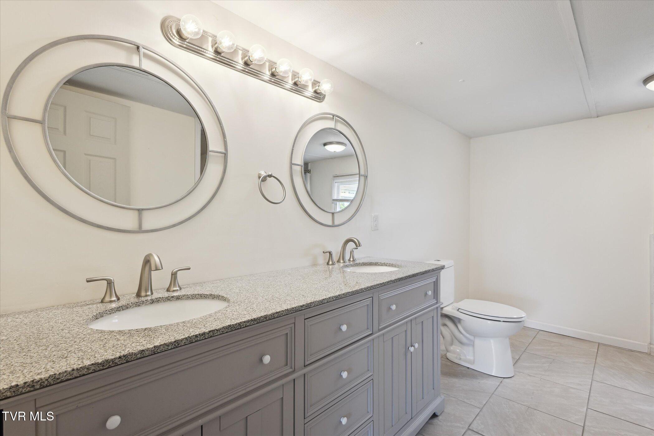 222 Massengill Place, Bluff City, Tennessee image 16