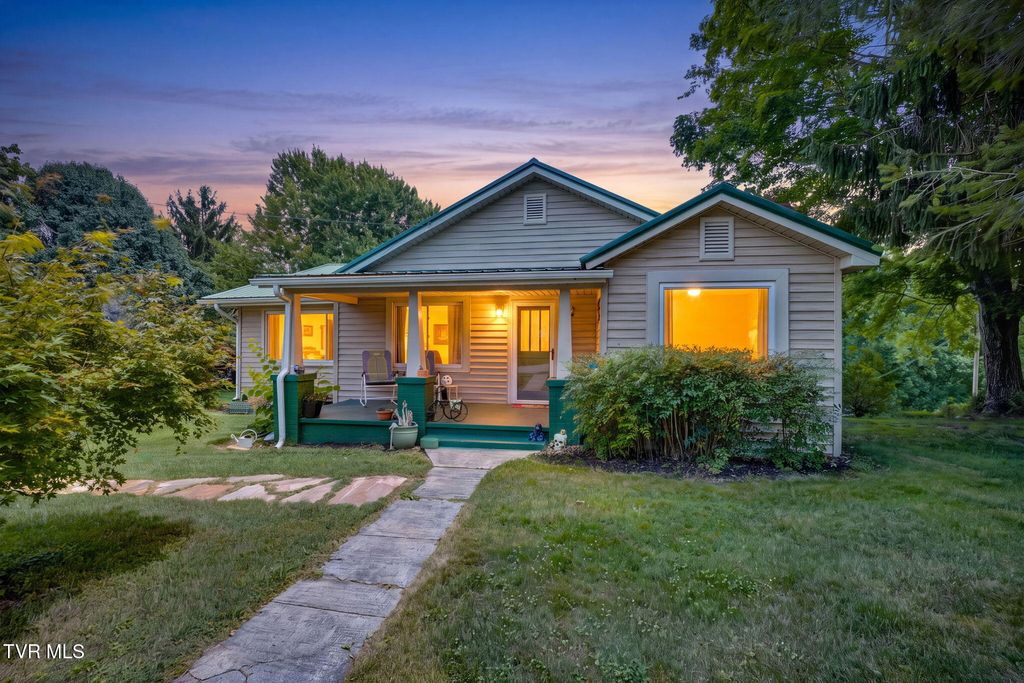 Photo of 116 Frank Lowe Road, Jonesborough, TN 37659 (MLS # 9998580)