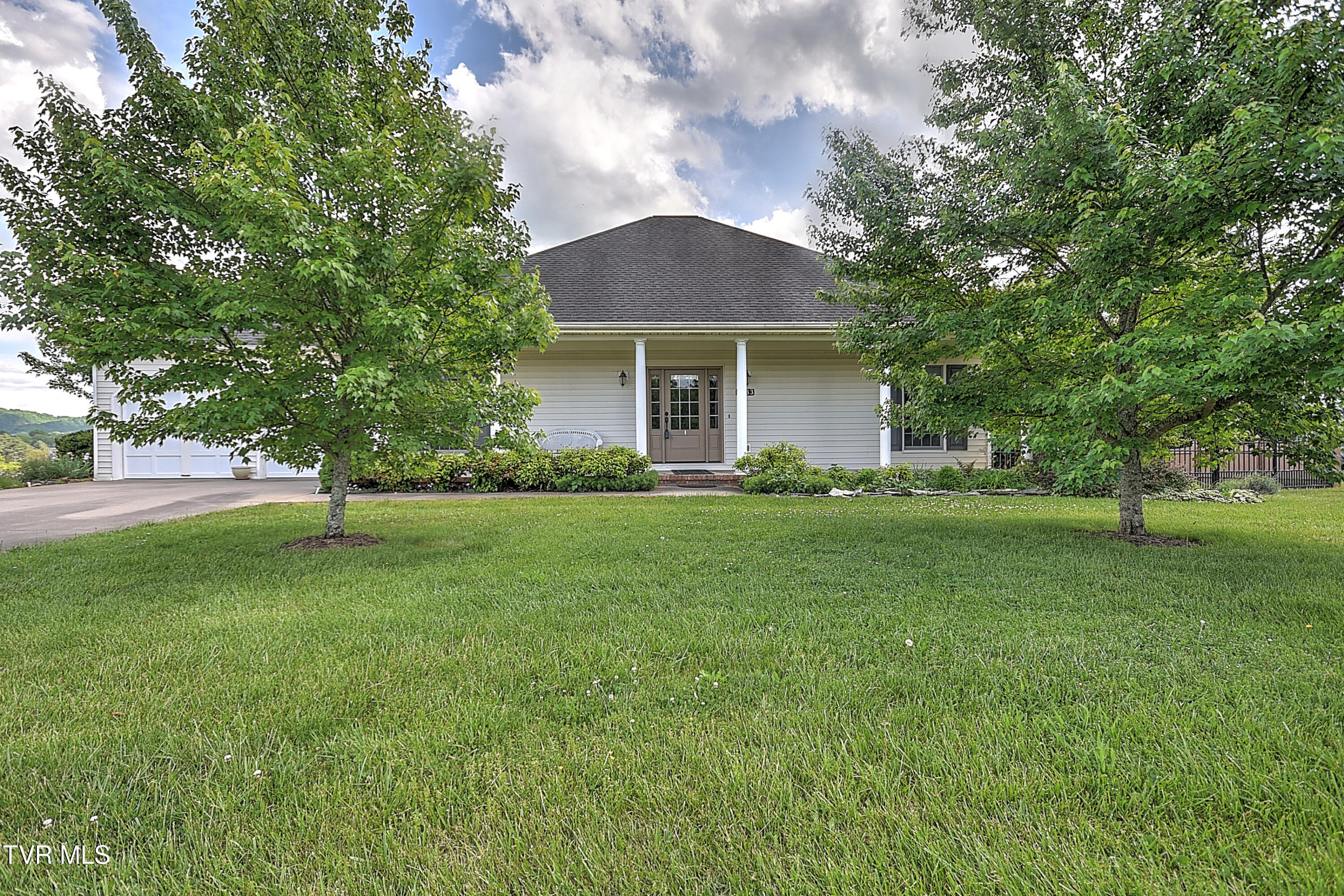 2533 Rivermont Circle, Kingsport, Tennessee image 4