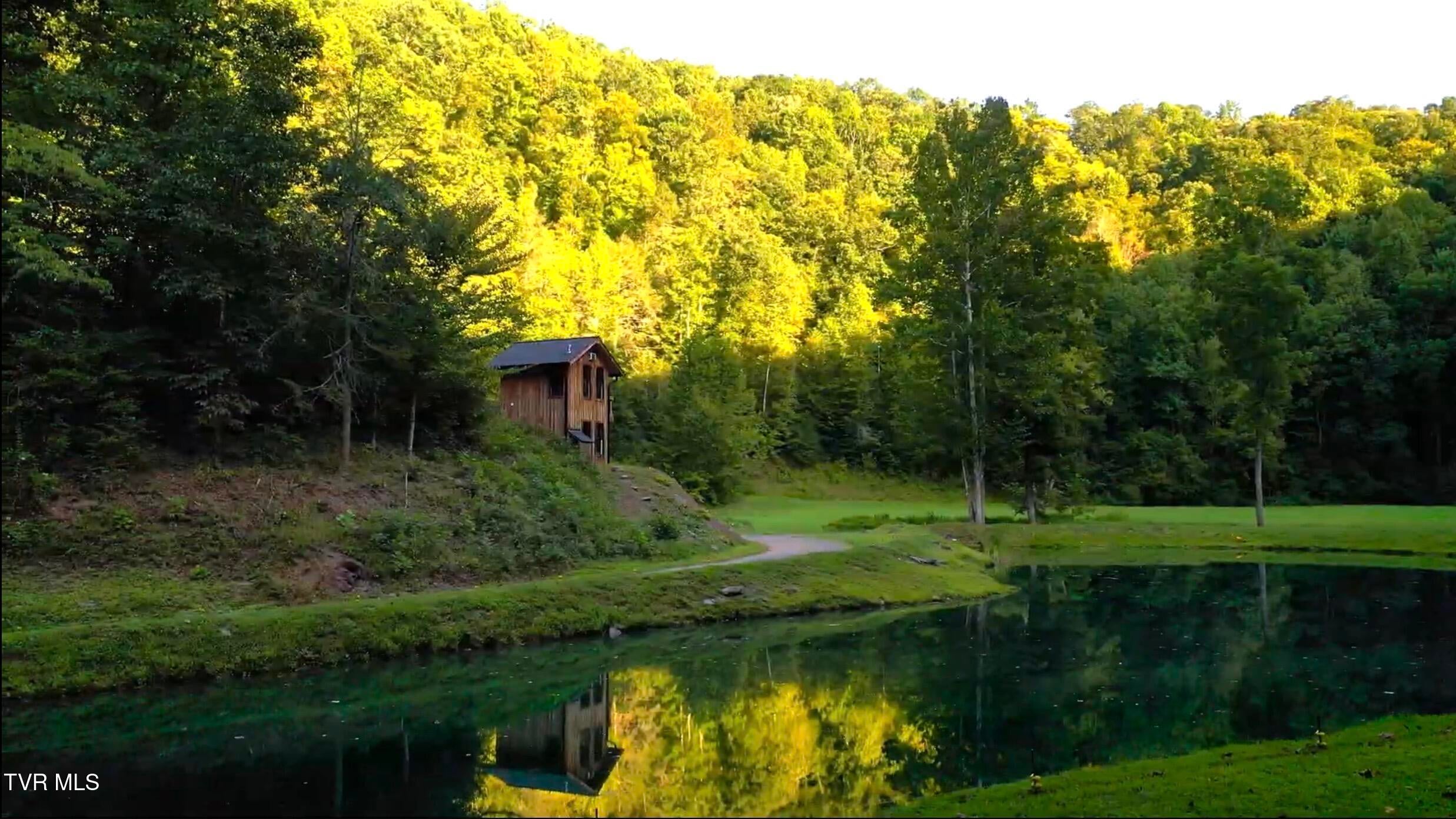 404 Housewright Hollow Road