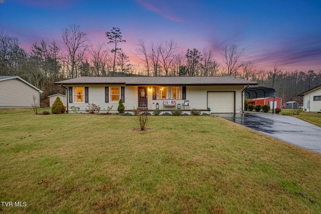 Photo of 1913 Diana Road, Kingsport, TN 37660 (MLS # 9988939)