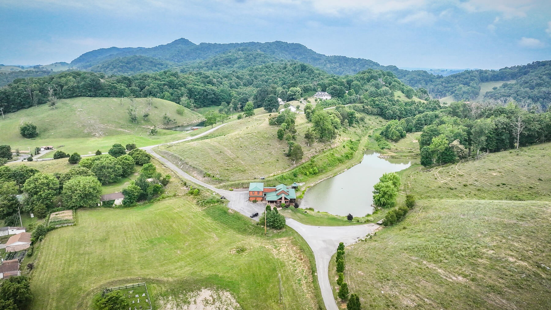 763 Red Bud Highway