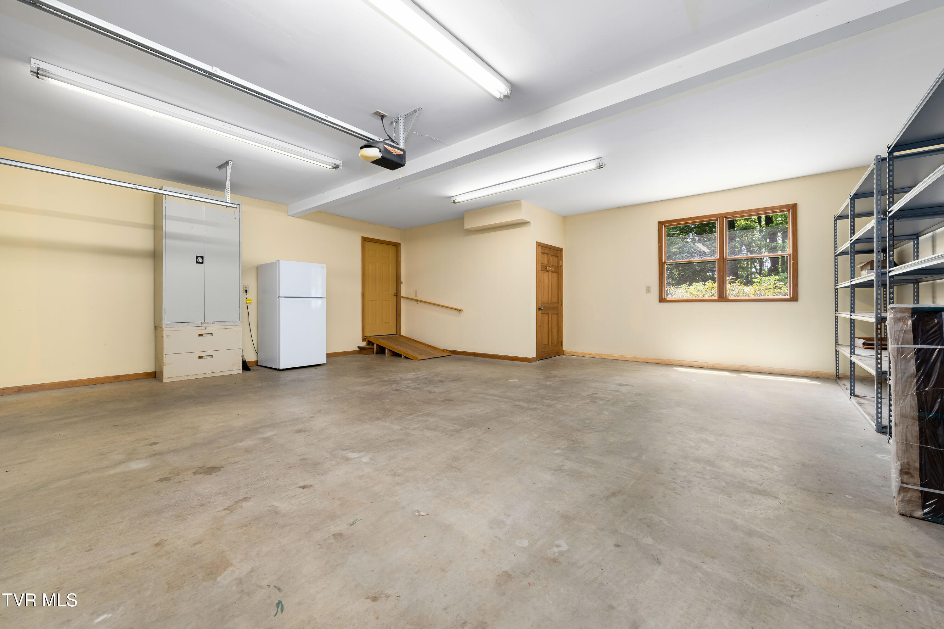 203 Bear Ridge Drive, Butler, Tennessee image 24