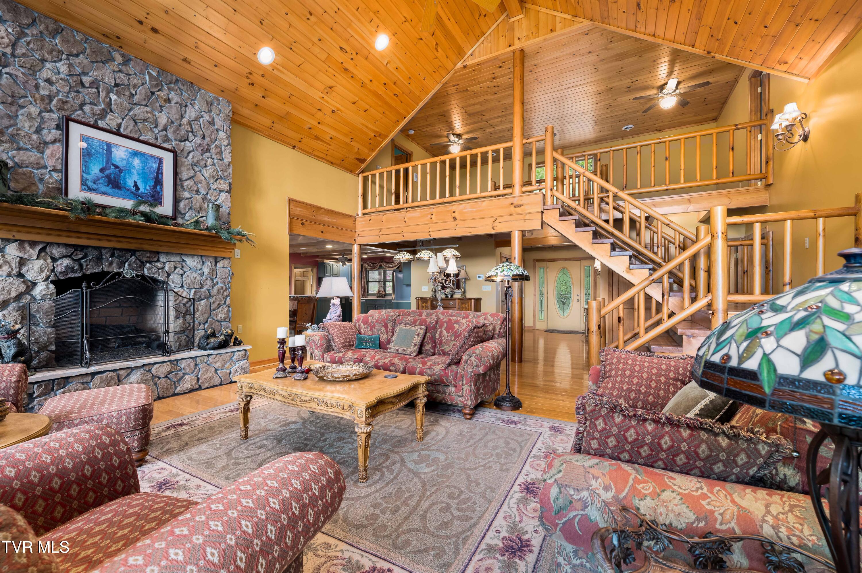 203 Bear Ridge Drive, Butler, Tennessee image 13