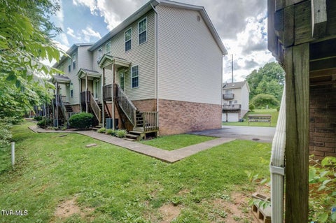 Homes For Sale - 2305 Greenwood Drive #UNIT 21<br/> Johnson City, TN 37604