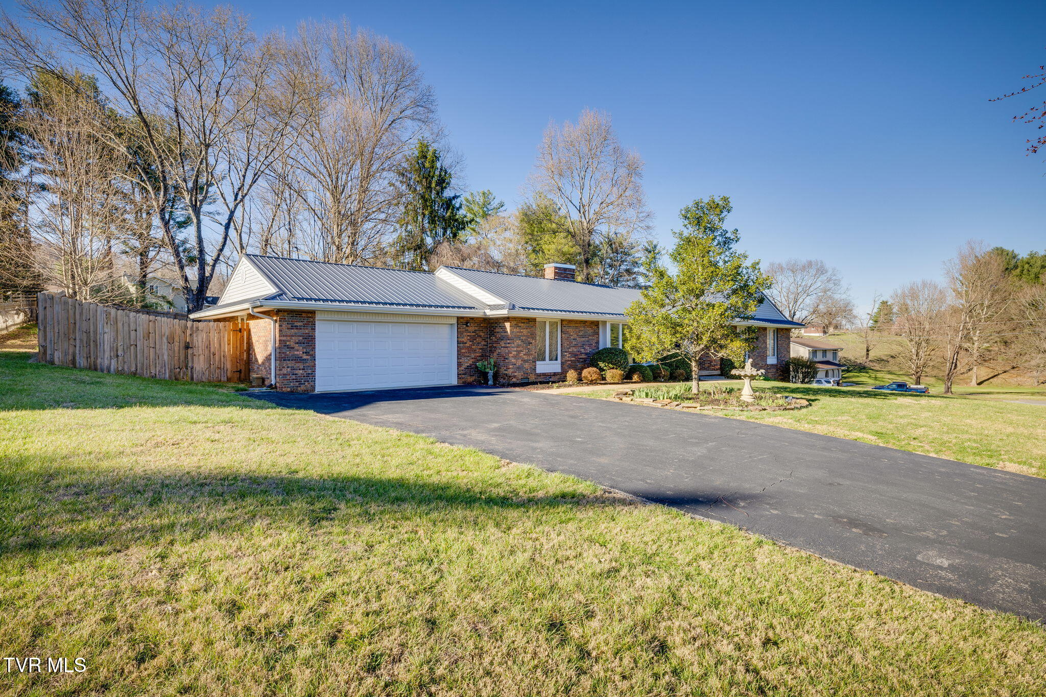 1066 Fall Creek Road, Kingsport, Tennessee image 4