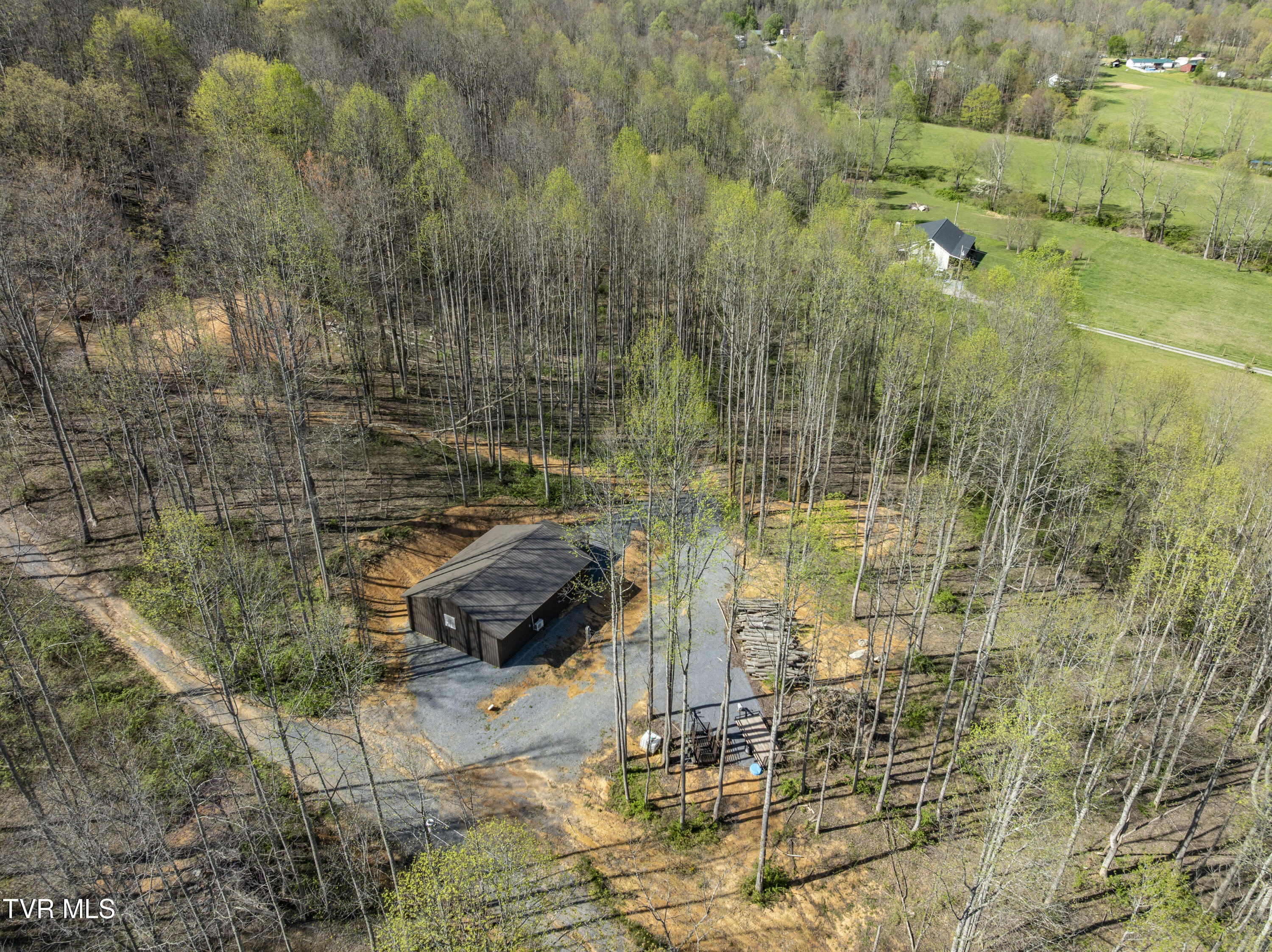 724 Dry Creek Road, Jonesborough, Tennessee image 6