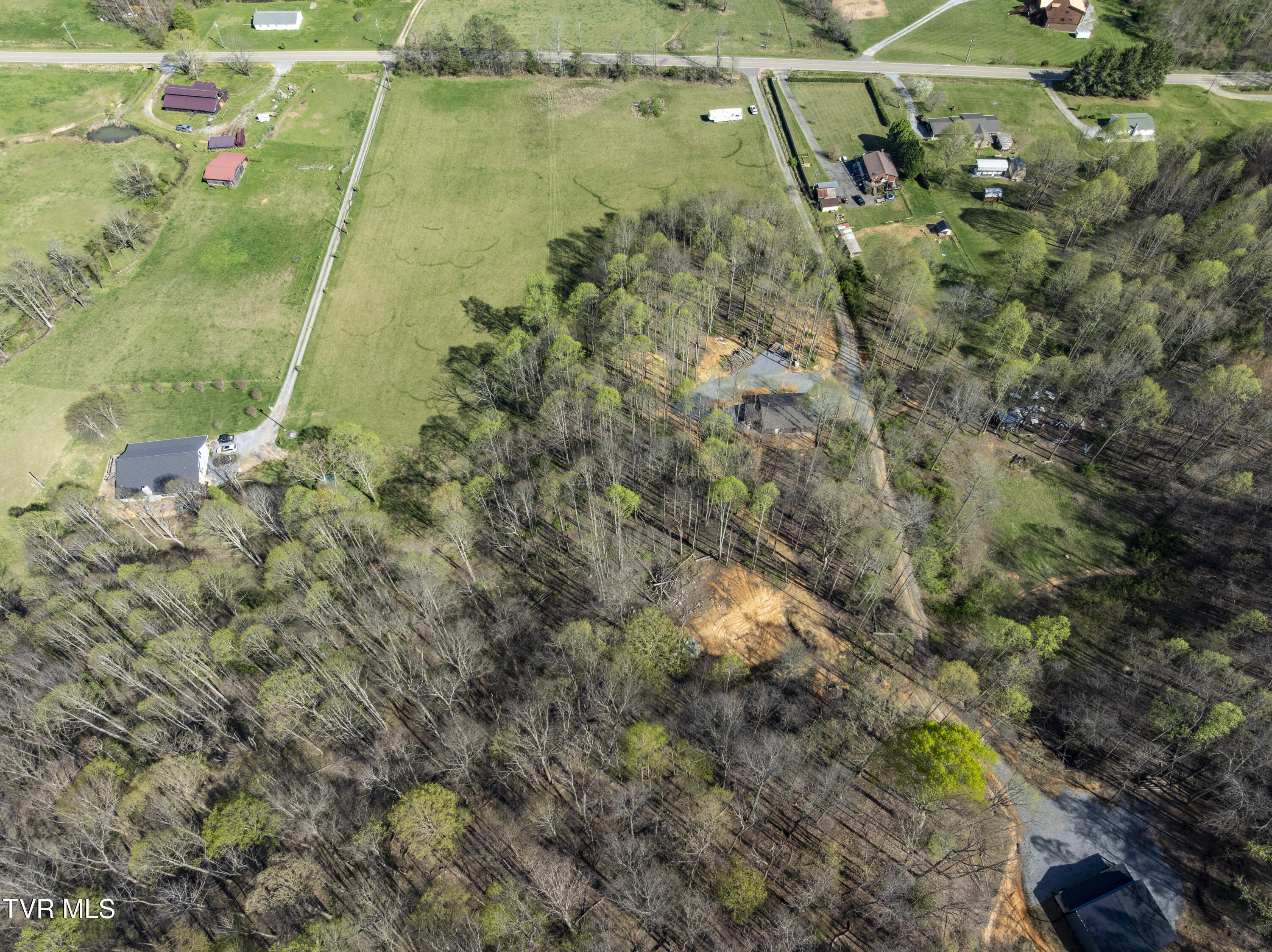 724 Dry Creek Road, Jonesborough, Tennessee image 11
