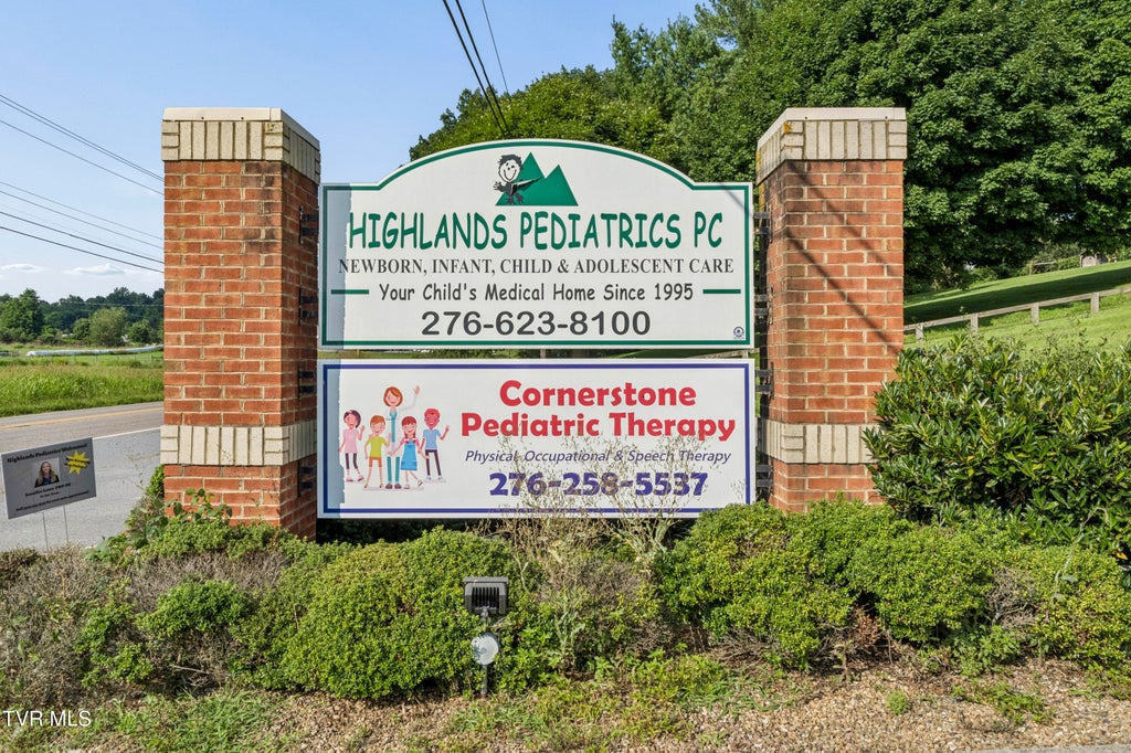 Photo of 26208 Lee Highway, Abingdon, VA 24211 (MLS # 9998878)