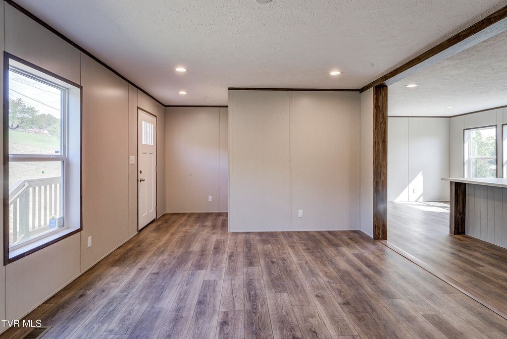Photo of 1941 Orleans Road, Kingsport, TN 37665 (MLS # 9986437)