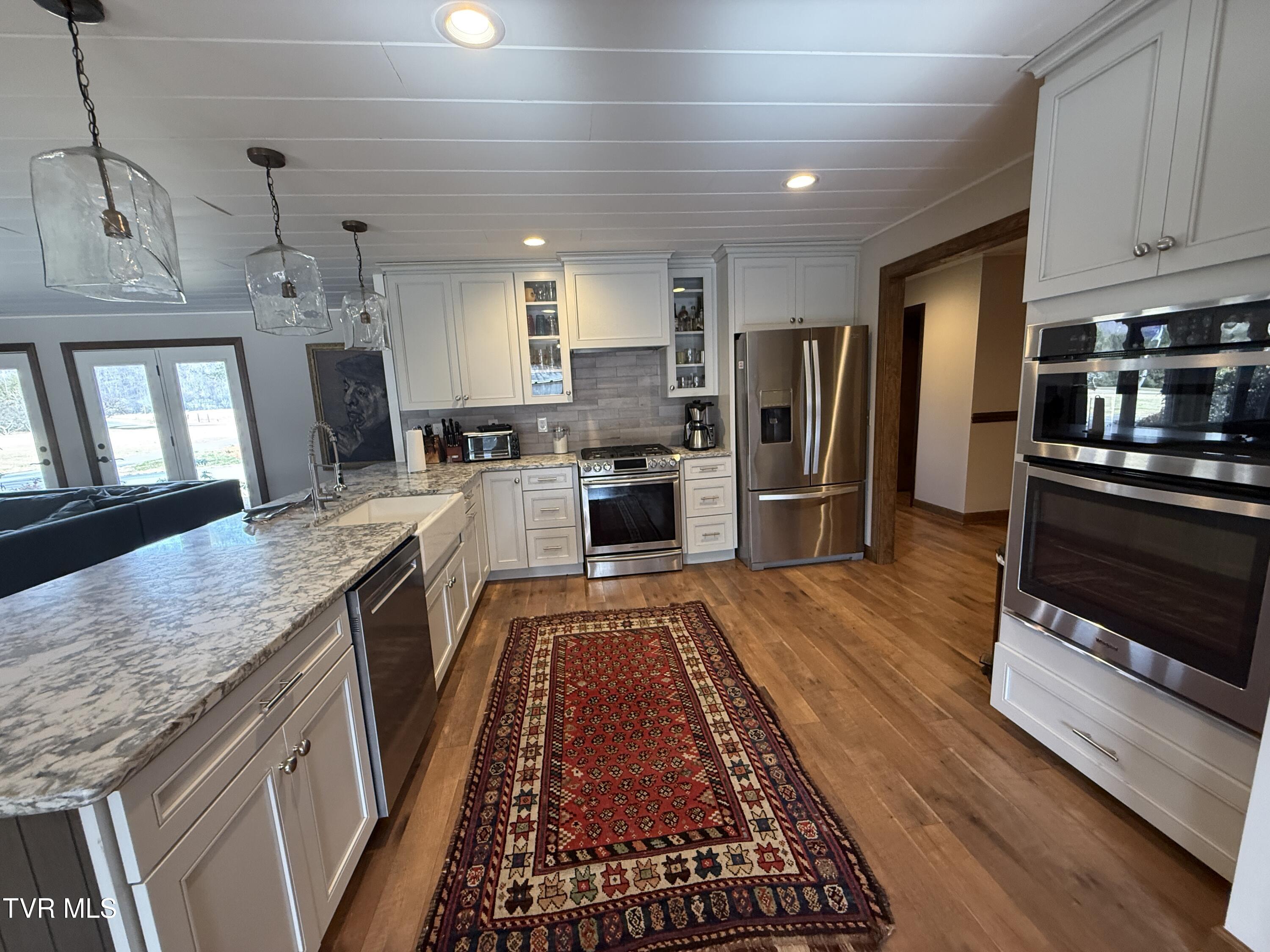 Elizabethton, Tennessee, 37643, United States, 5 Bedrooms Bedrooms, ,6 BathroomsBathrooms,Residential,Active,2019182