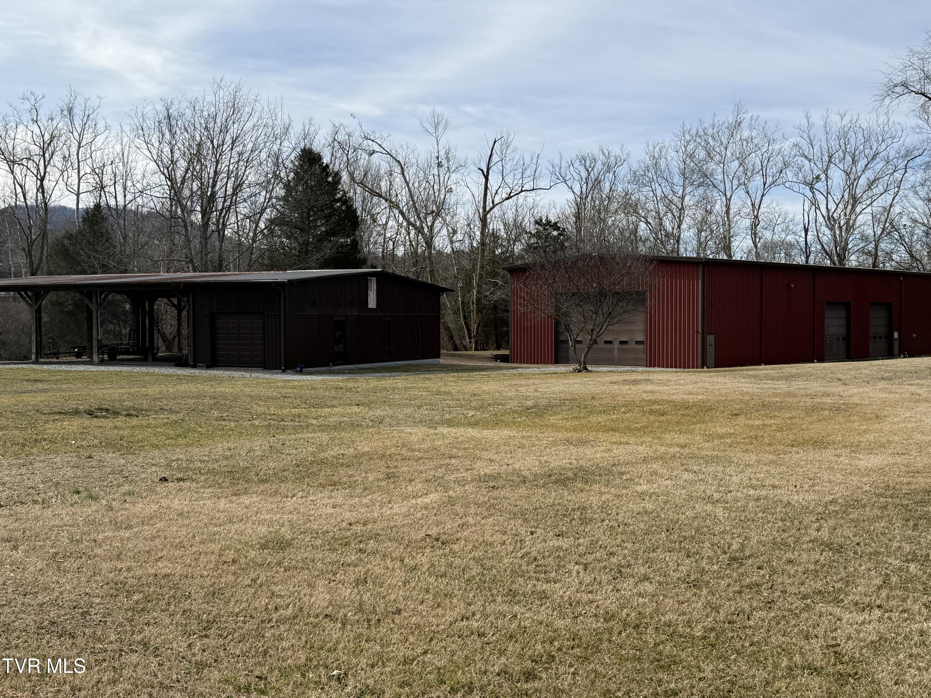 Elizabethton, Tennessee, 37643, United States, 5 Bedrooms Bedrooms, ,6 BathroomsBathrooms,Residential,Active,2019182