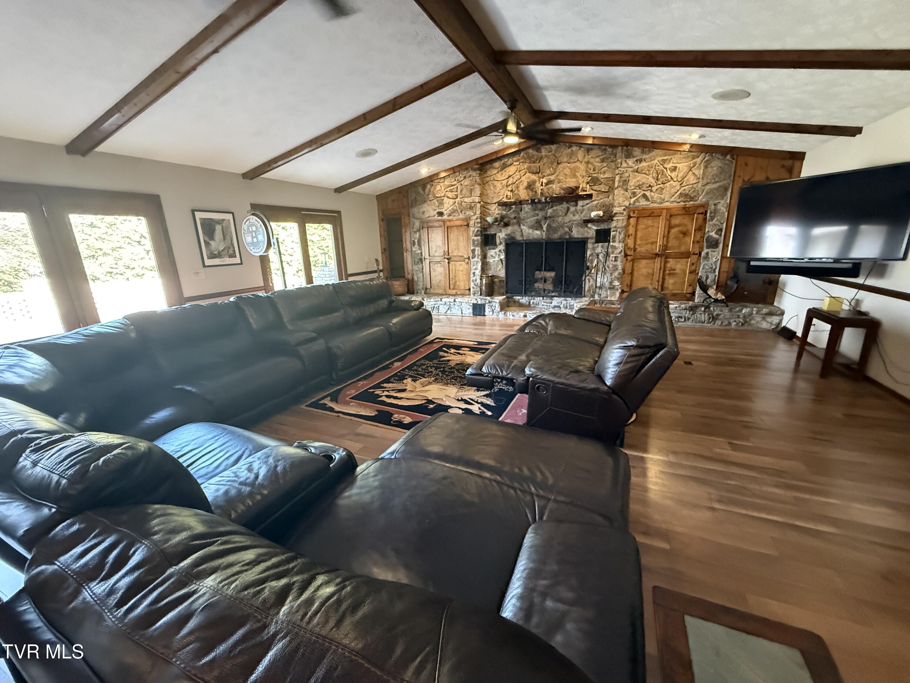 Elizabethton, Tennessee, 37643, United States, 5 Bedrooms Bedrooms, ,6 BathroomsBathrooms,Residential,Active,2019182