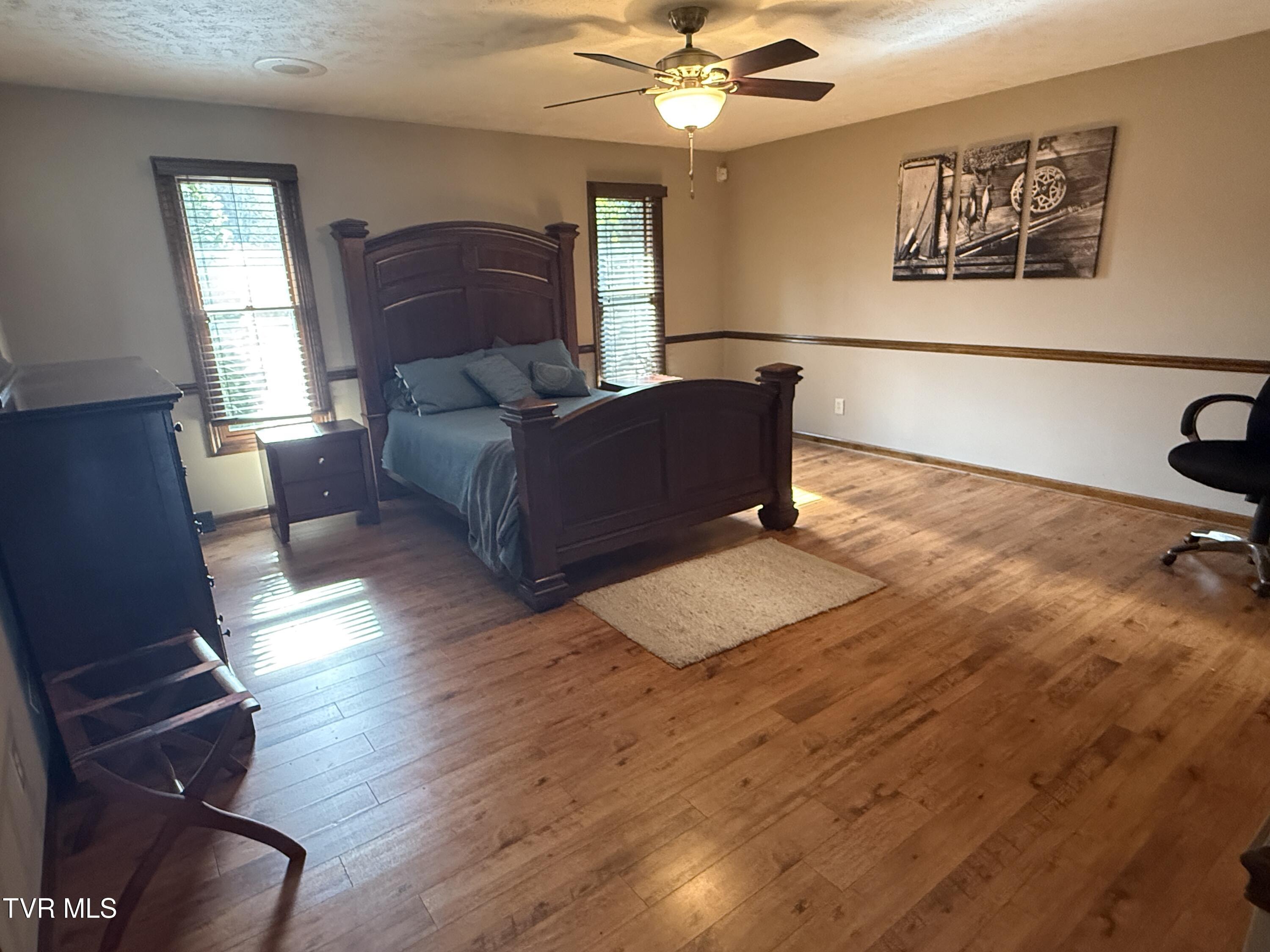Elizabethton, Tennessee, 37643, United States, 5 Bedrooms Bedrooms, ,6 BathroomsBathrooms,Residential,Active,2019182