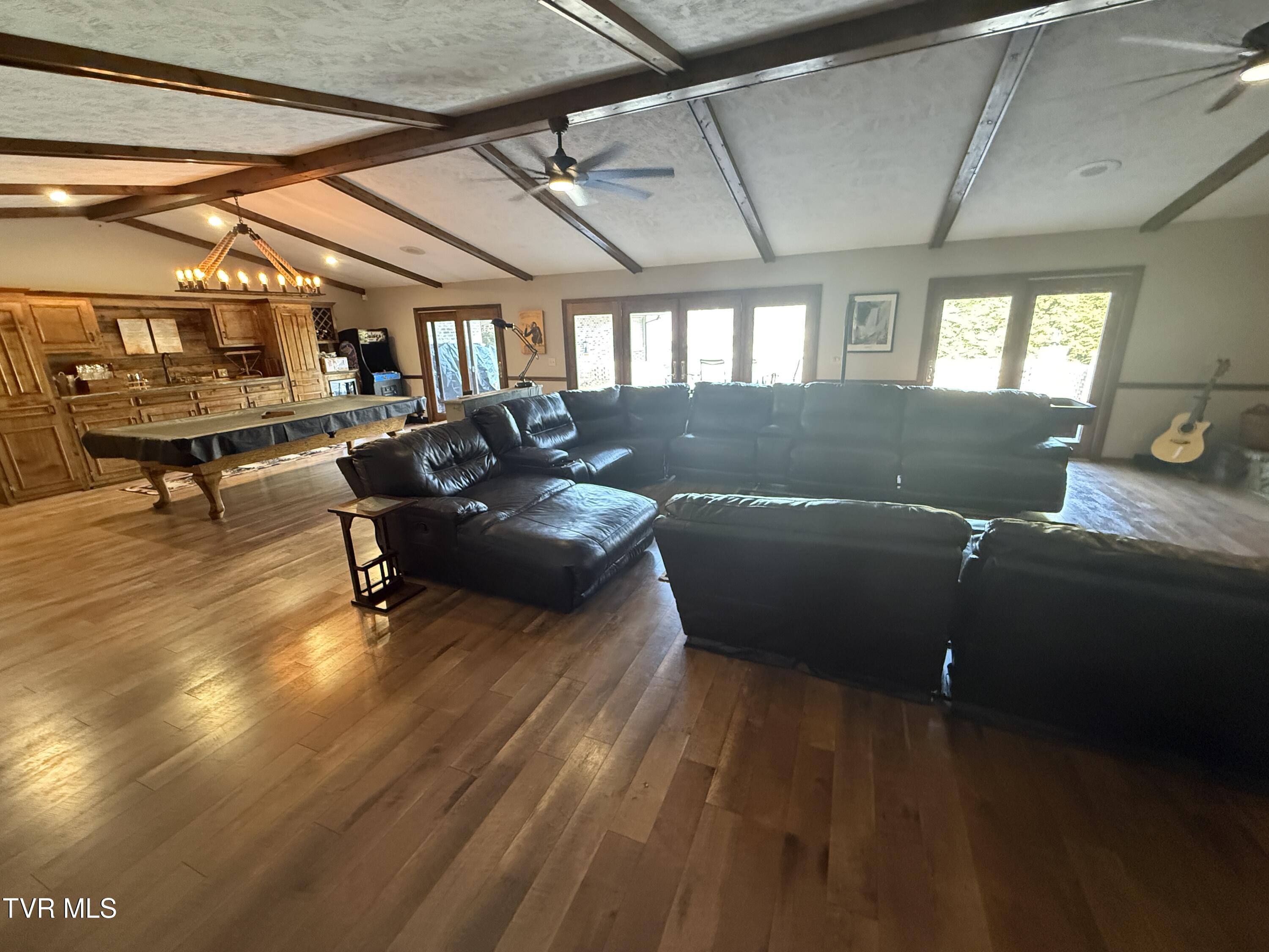 Elizabethton, Tennessee, 37643, United States, 5 Bedrooms Bedrooms, ,6 BathroomsBathrooms,Residential,Active,2019182