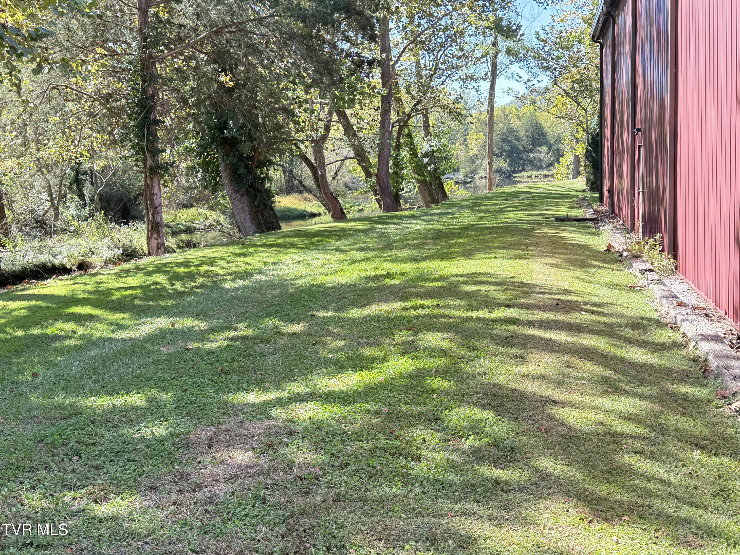 Elizabethton, Tennessee, 37643, United States, 5 Bedrooms Bedrooms, ,6 BathroomsBathrooms,Residential,Active,2019182