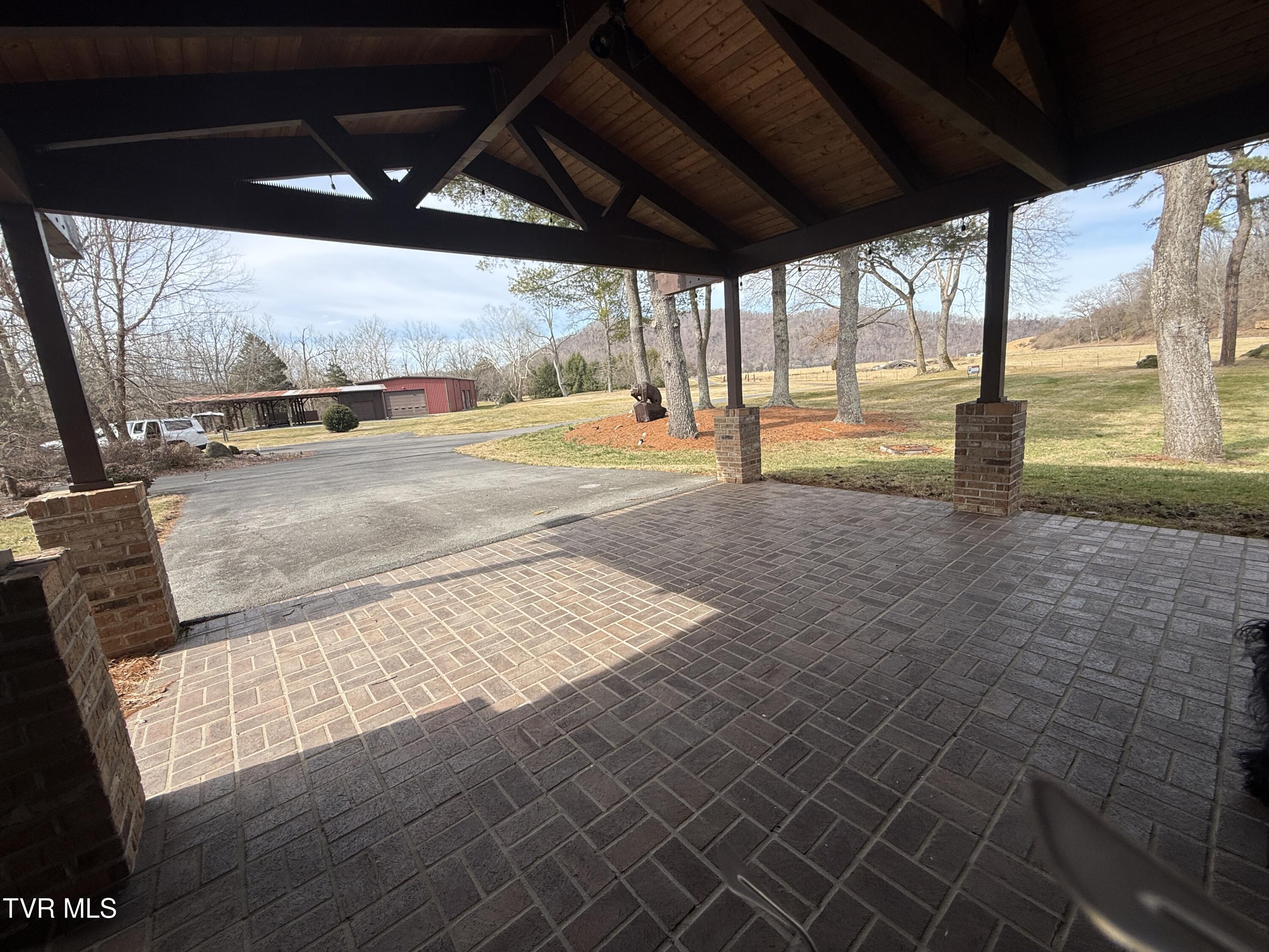 Elizabethton, Tennessee, 37643, United States, 5 Bedrooms Bedrooms, ,6 BathroomsBathrooms,Residential,Active,2019182