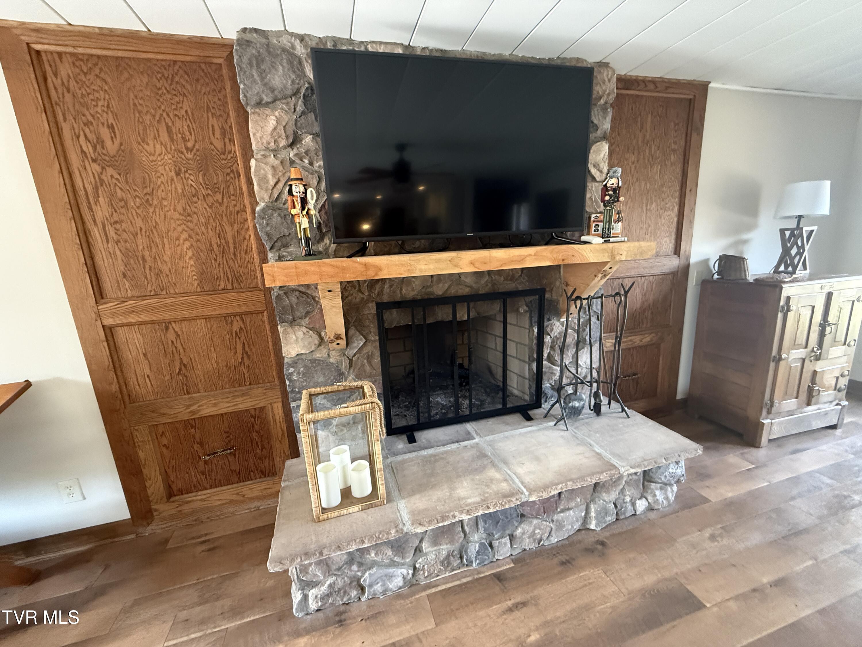 Elizabethton, Tennessee, 37643, United States, 5 Bedrooms Bedrooms, ,6 BathroomsBathrooms,Residential,Active,2019182