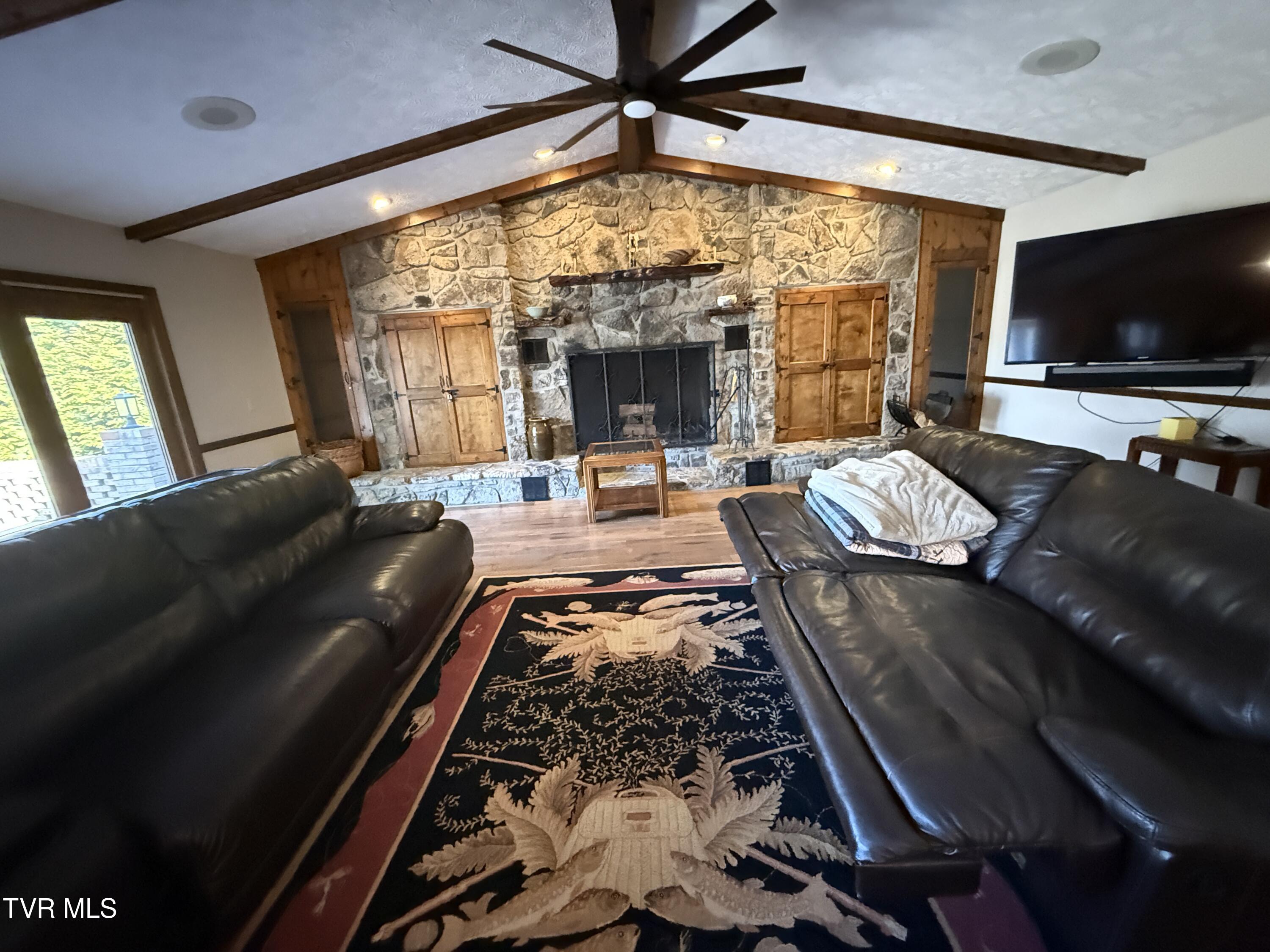Elizabethton, Tennessee, 37643, United States, 5 Bedrooms Bedrooms, ,6 BathroomsBathrooms,Residential,Active,2019182