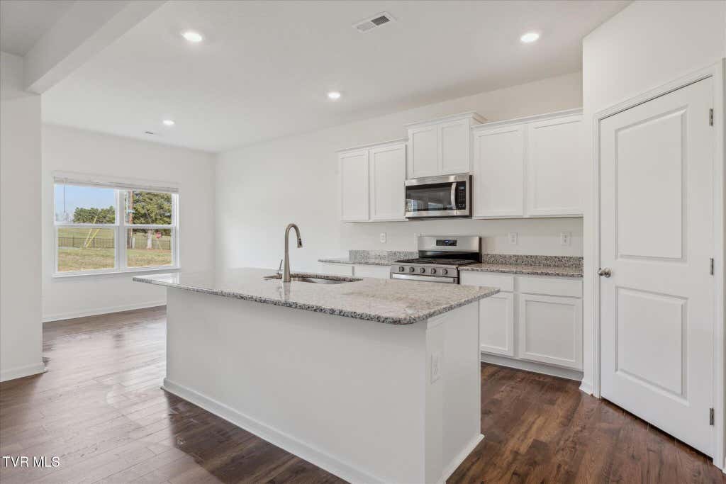 Photo of 1175 Old Shiloh Road, Greeneville, TN 37745 (MLS # 9999173)
