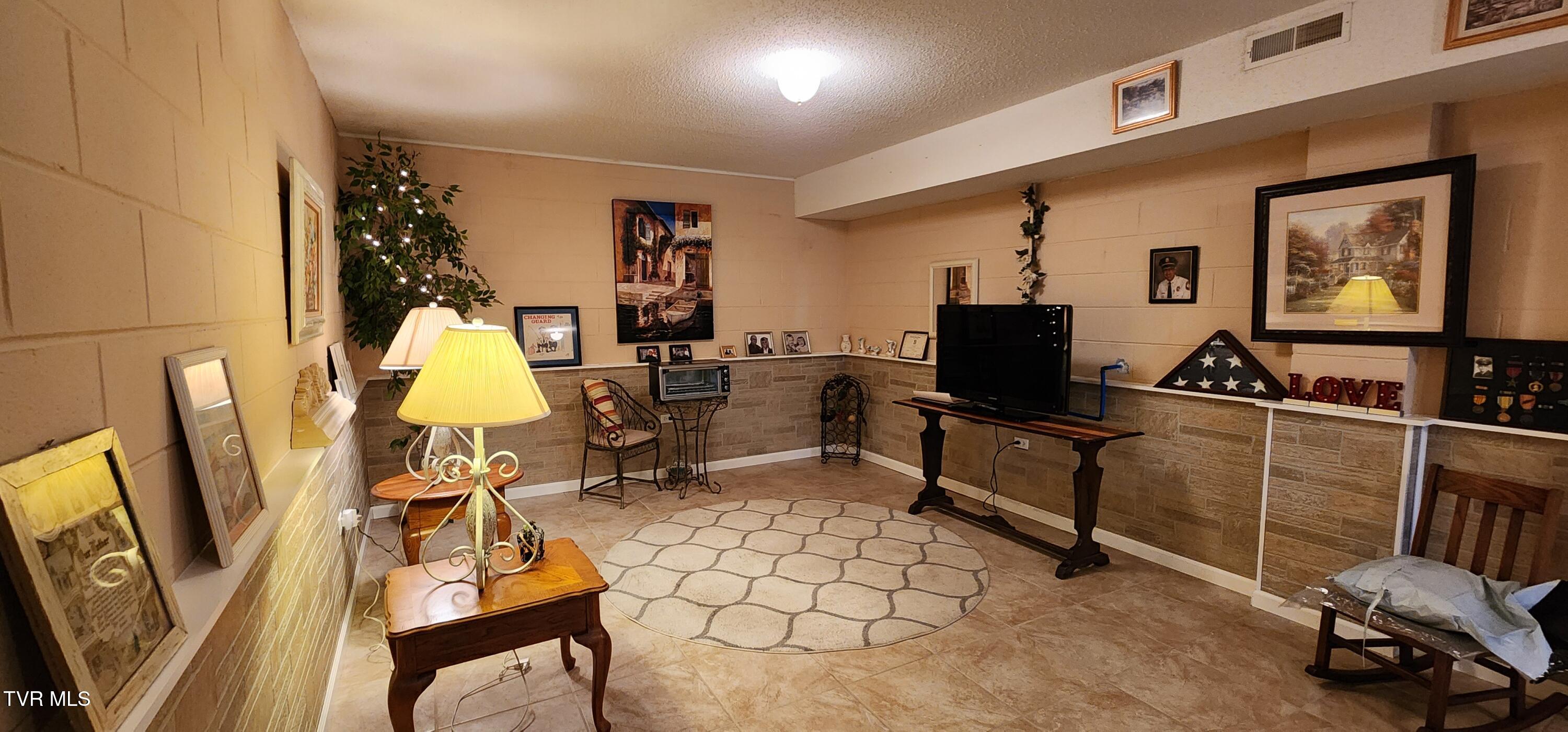 173 Monarch Drive, Bristol, Virginia image 23
