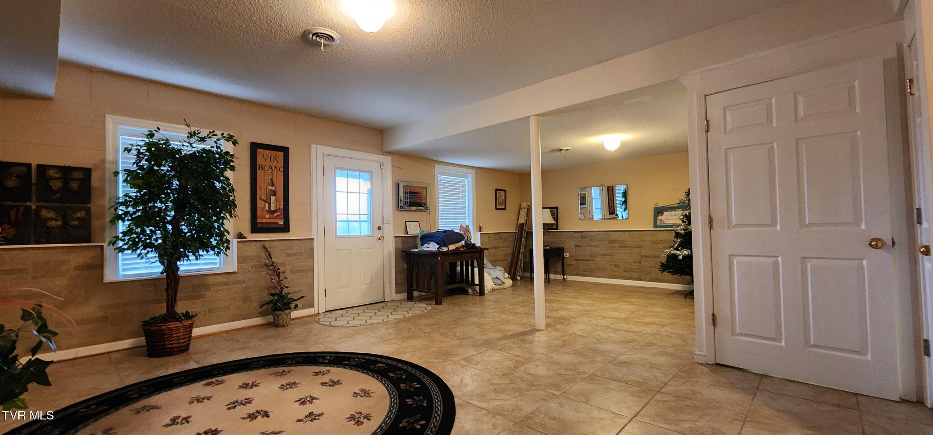 173 Monarch Drive, Bristol, Virginia image 26