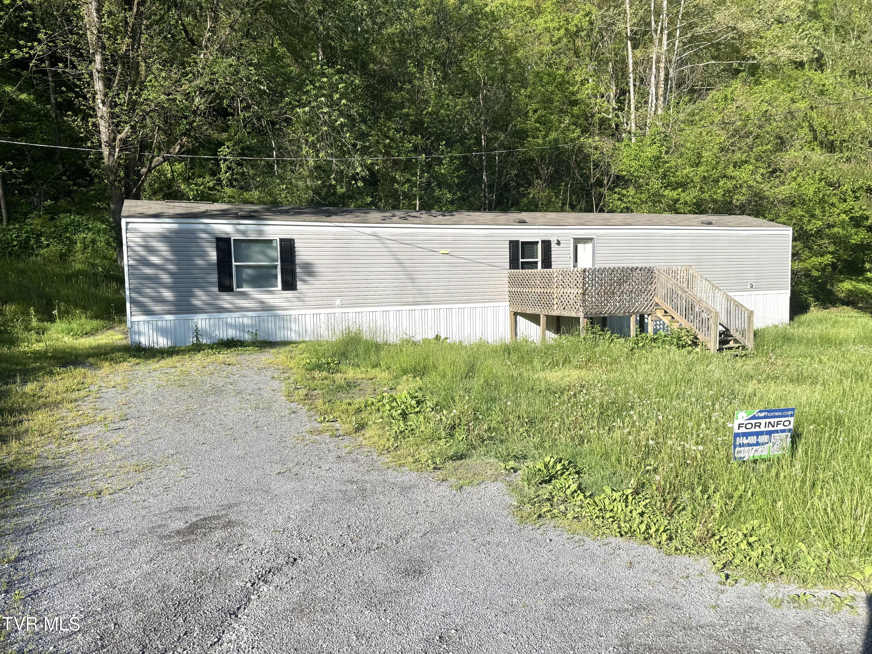 236 Redwood Drive, Raven, Virginia image 1
