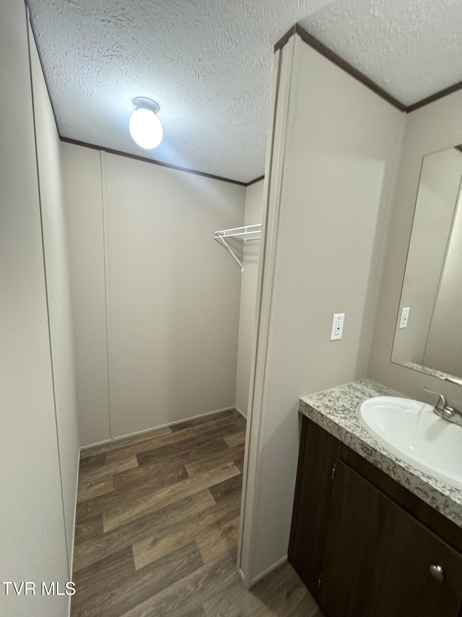 236 Redwood Drive, Raven, Virginia image 12