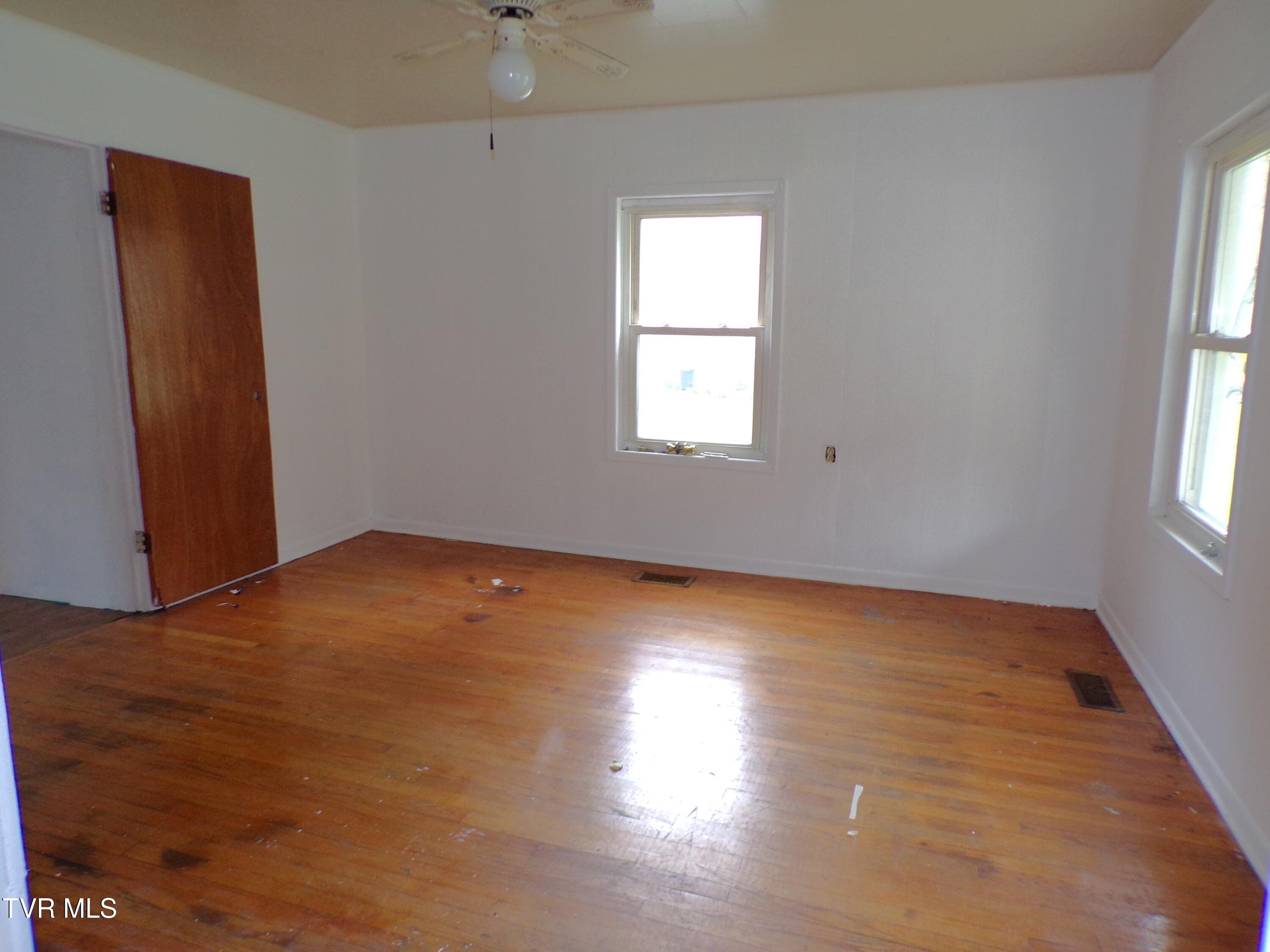 2342 Roda Road, Appalachia, Virginia image 18