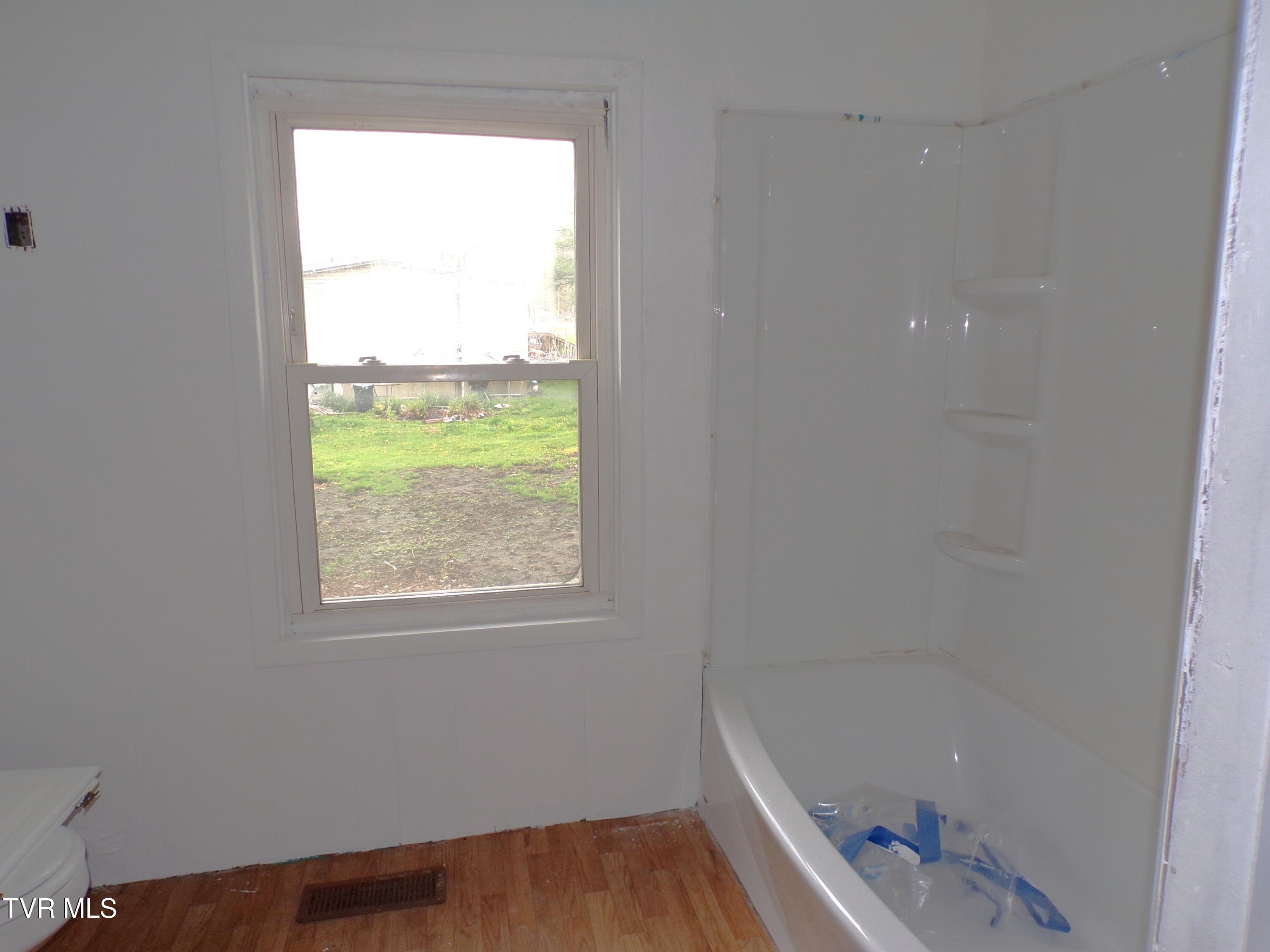 2342 Roda Road, Appalachia, Virginia image 22