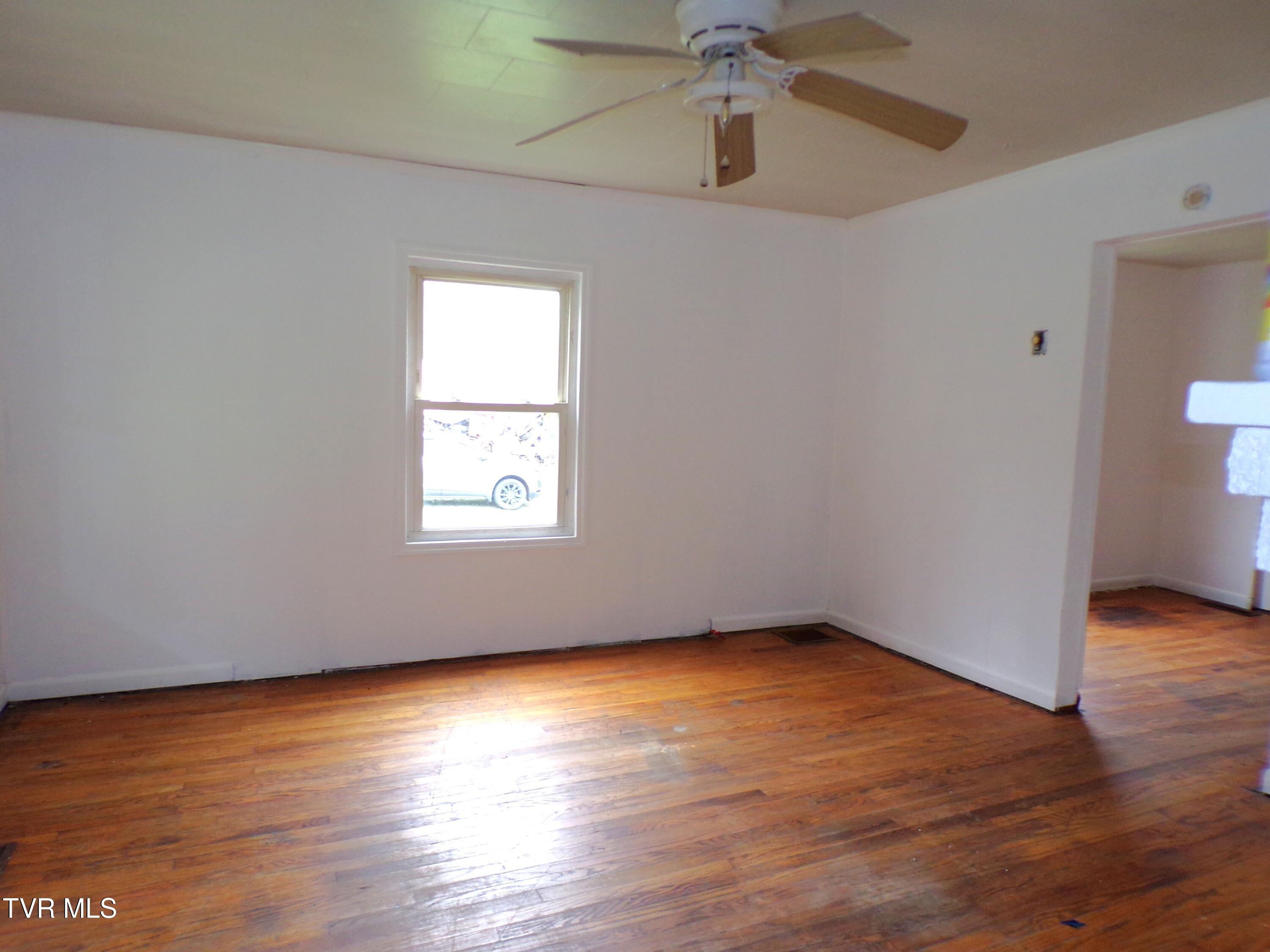 2342 Roda Road, Appalachia, Virginia image 11