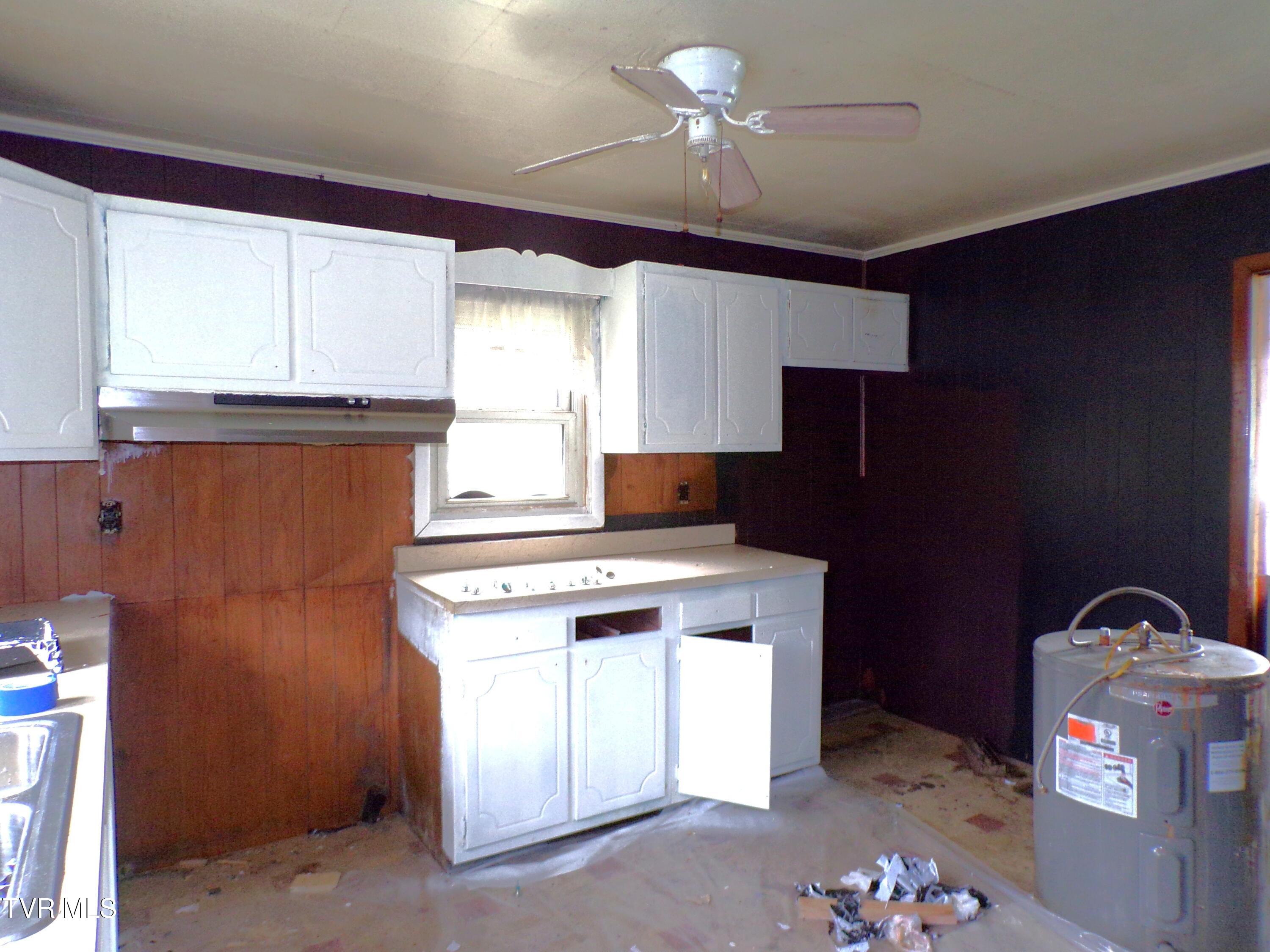 2342 Roda Road, Appalachia, Virginia image 15